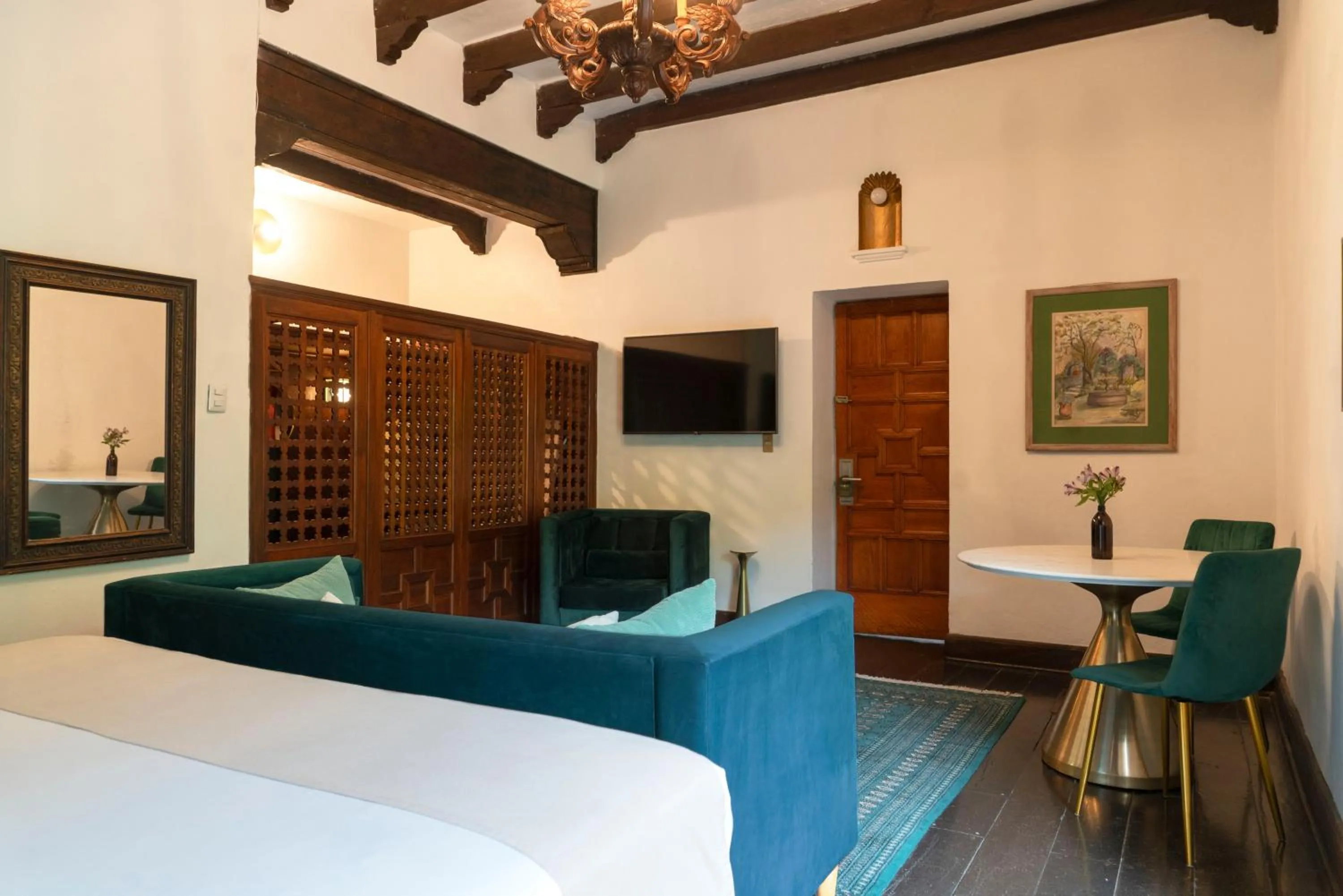 Photo of the whole room, Bed in Posada del Tepozteco - Hotel & Gallery