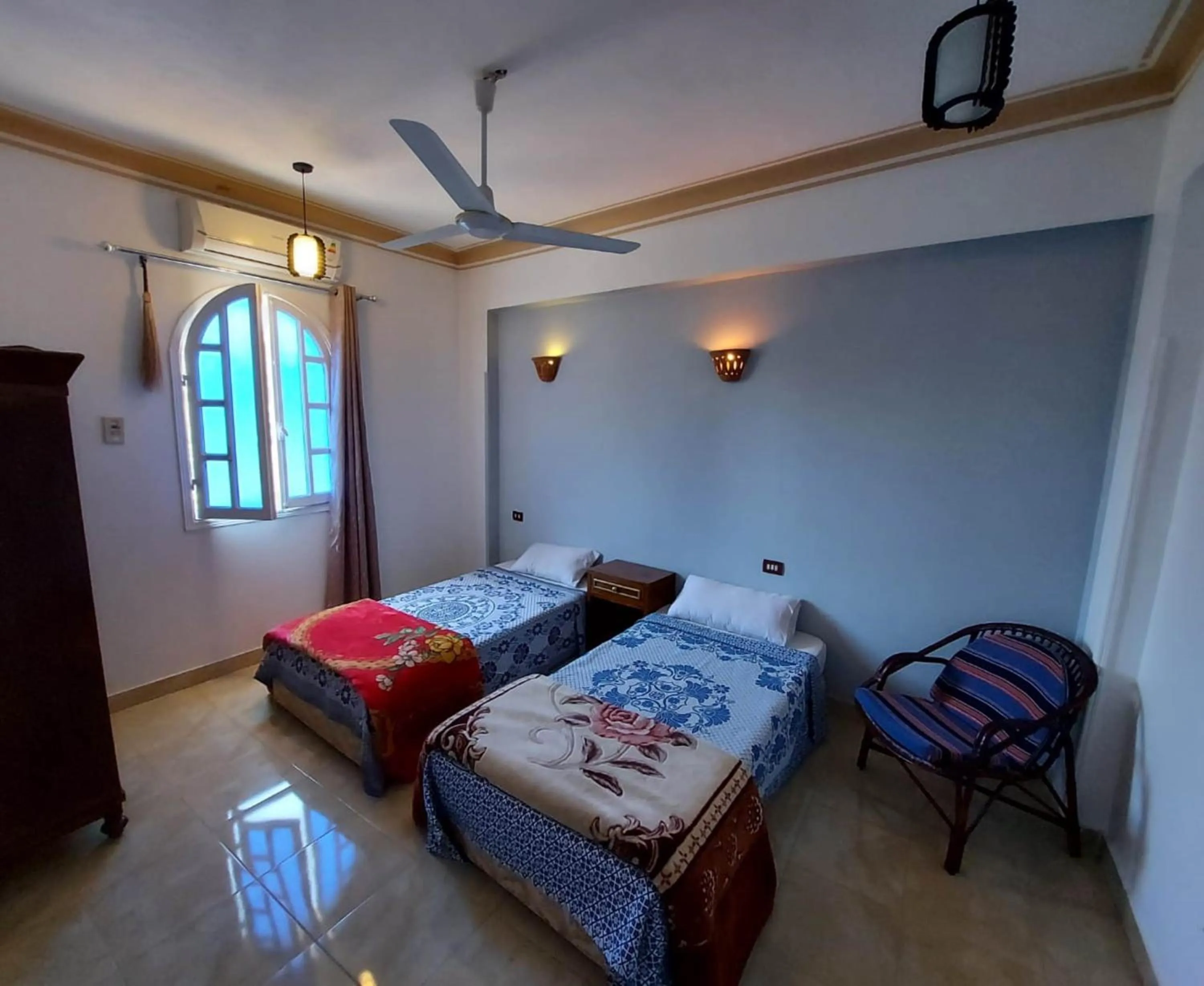 Photo of the whole room, Bed in Enjoy Luxor