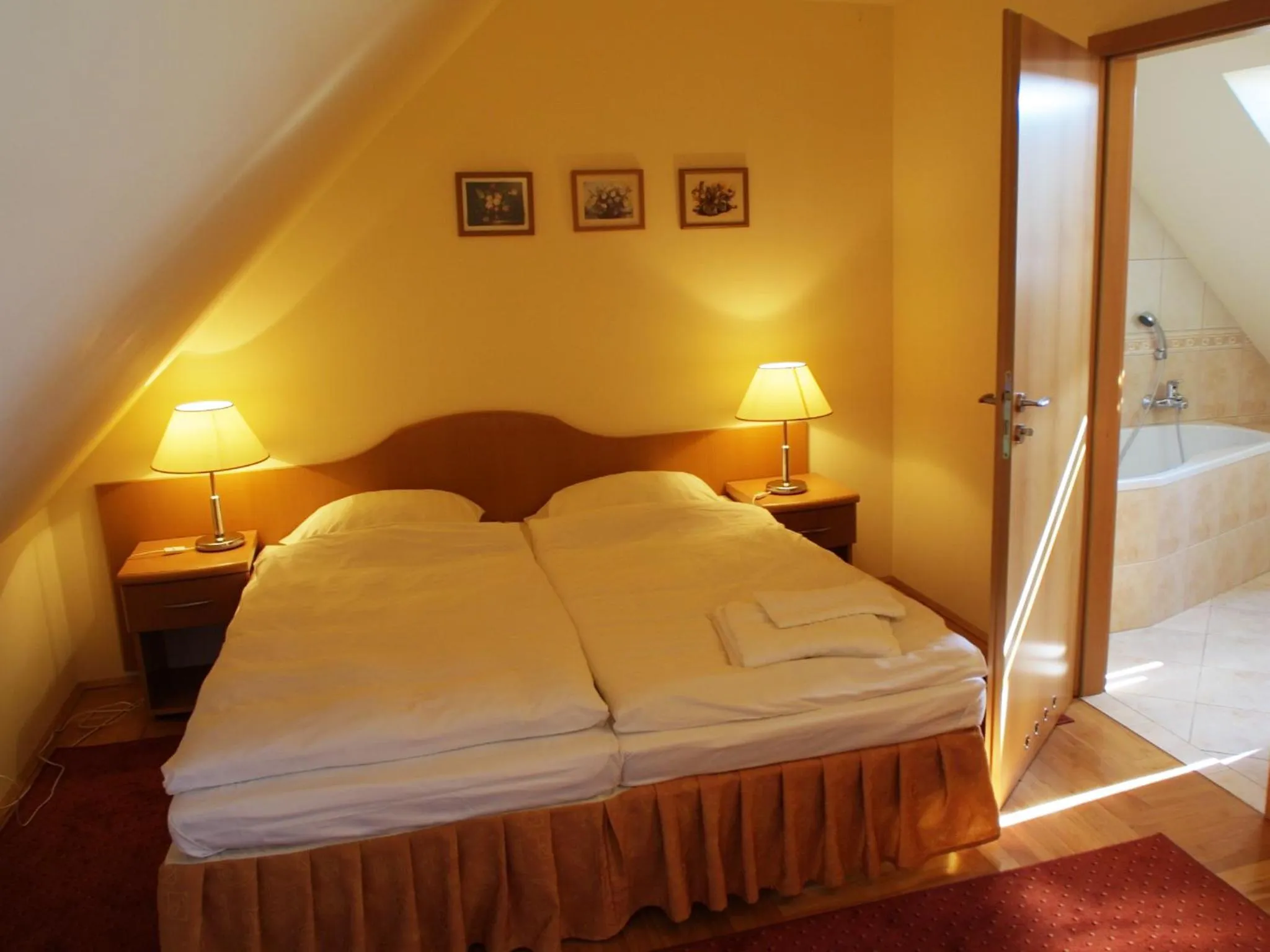 Bed in Hotel Bielany