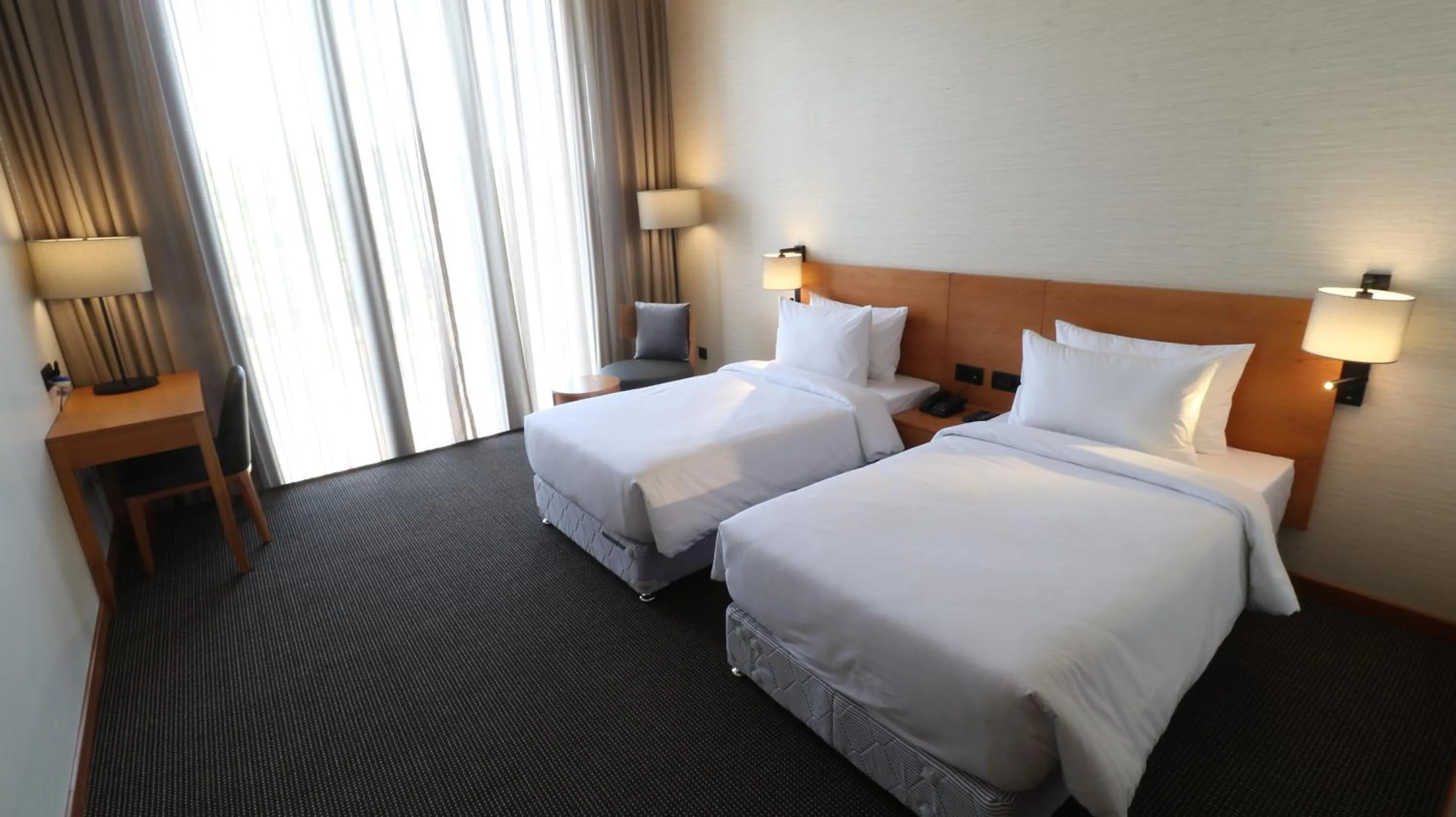 Photo of the whole room, Bed in The Vern at BLVD