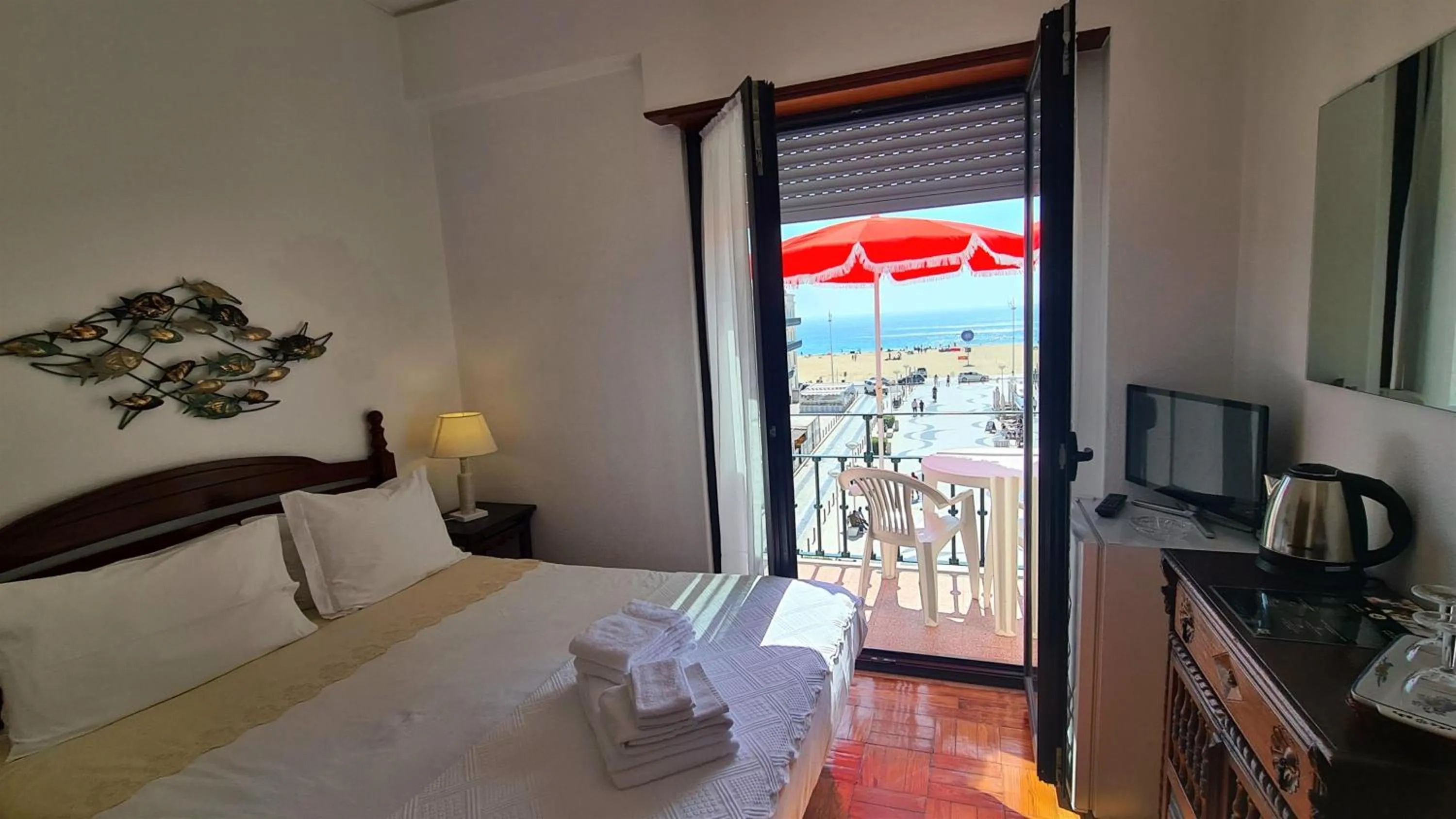 View (from property/room), Bed in Solar dos Carvalhos - Apartamentos de Turismo