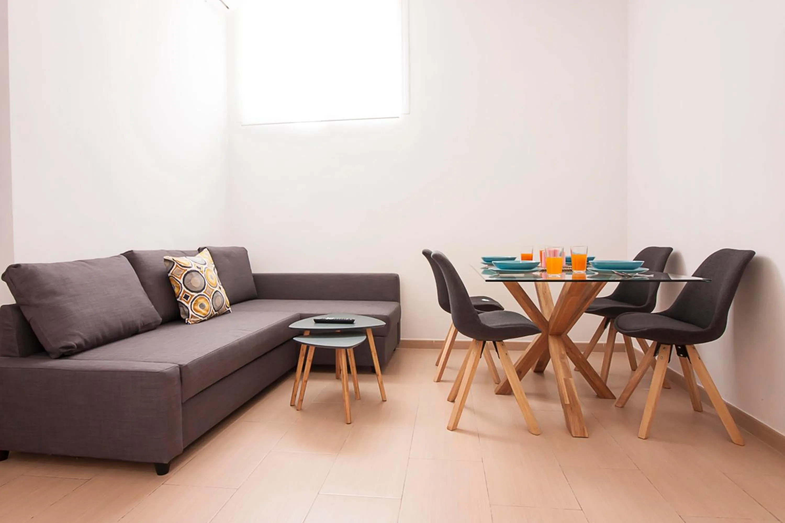 Living room in Rayito by FreshLanding