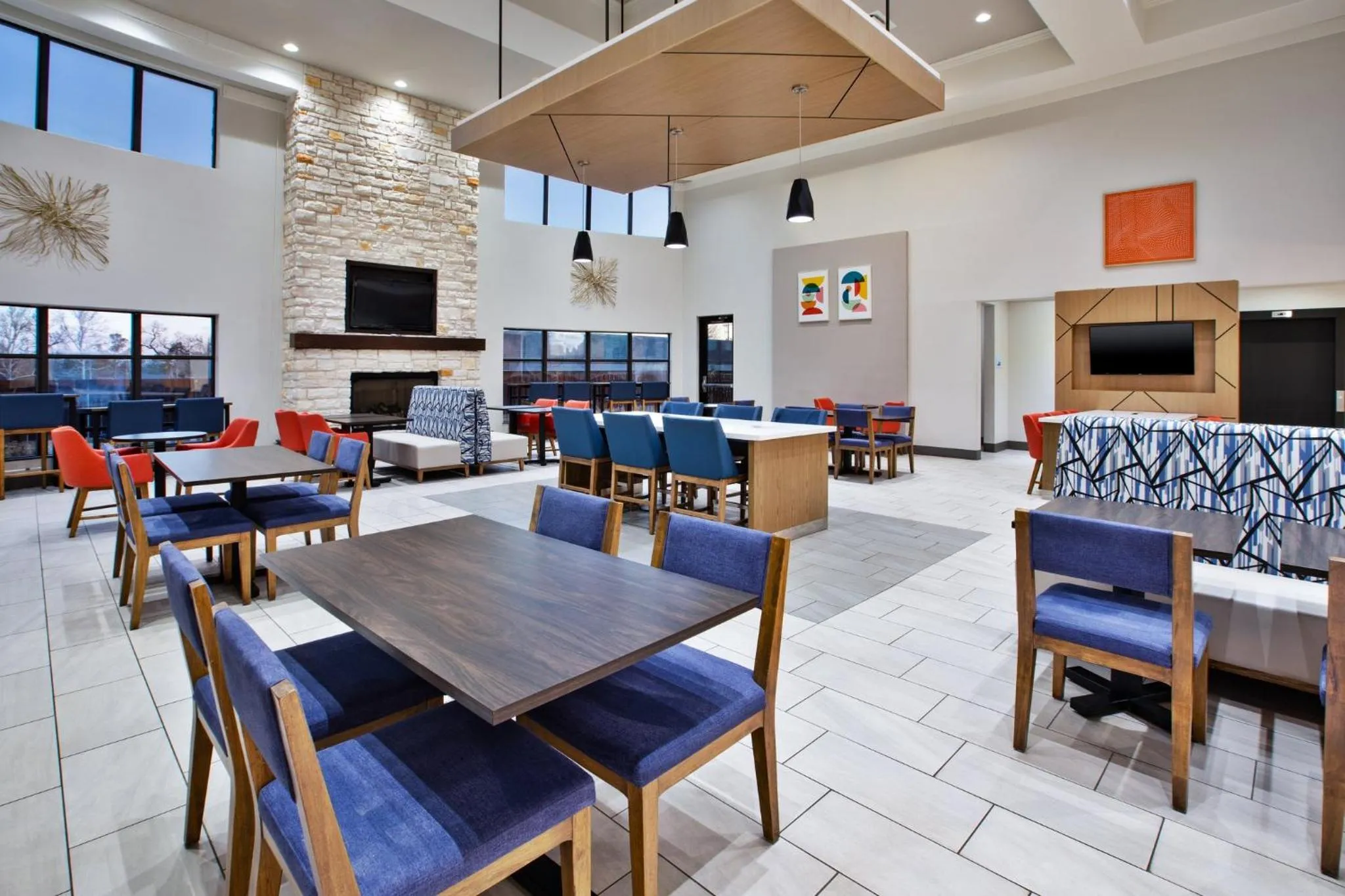 Breakfast in Holiday Inn Express Hotel and Suites Duncan by IHG