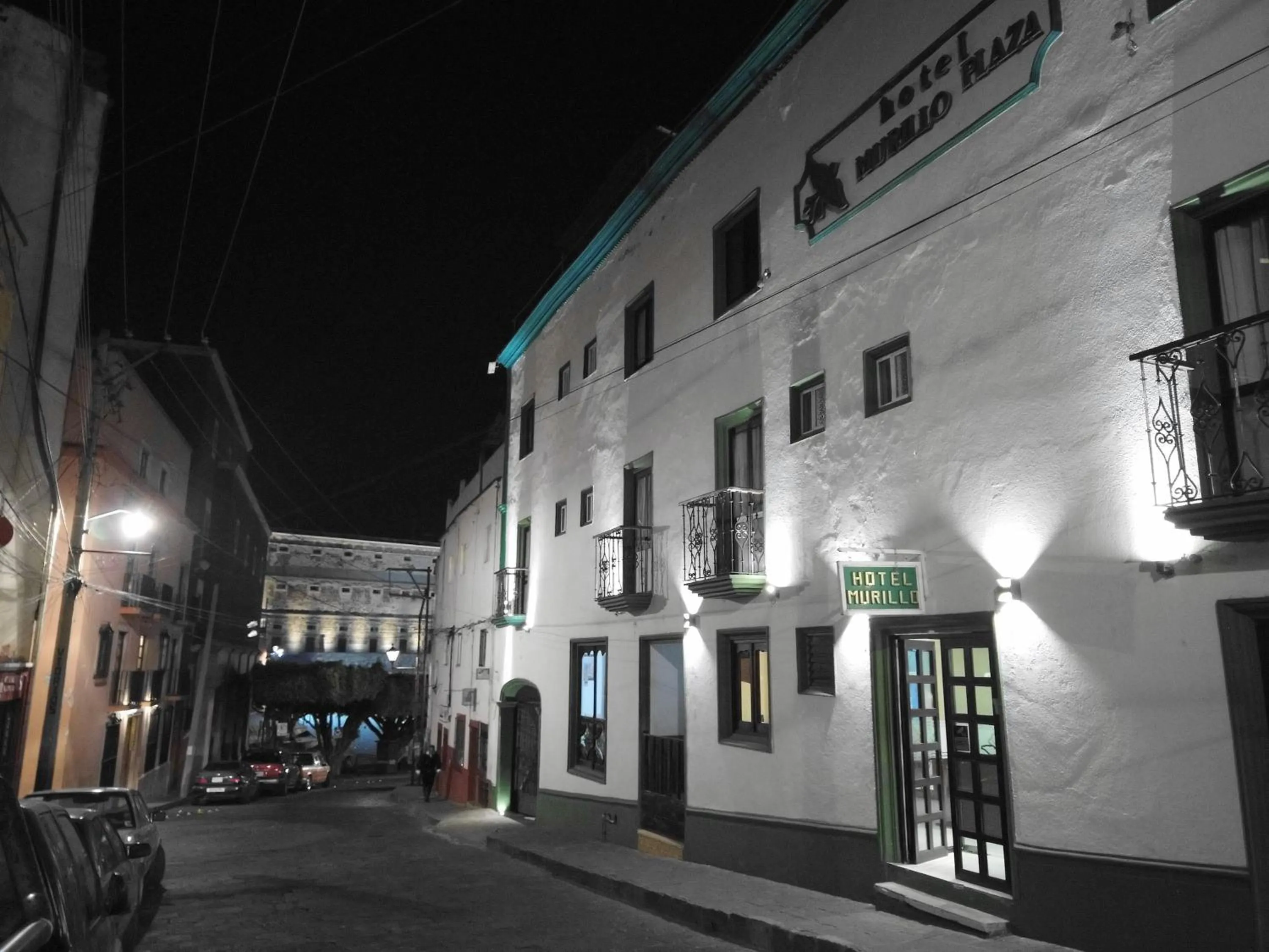 Neighbourhood in Hotel Murillo Plaza