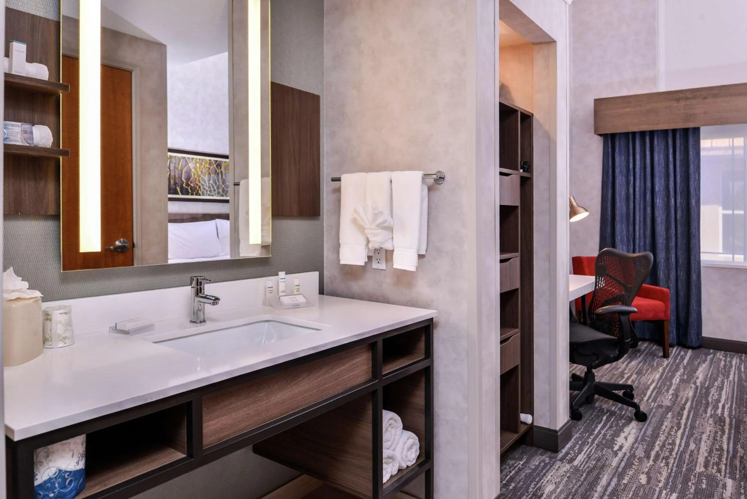 Bedroom in Hilton Garden Inn Bend