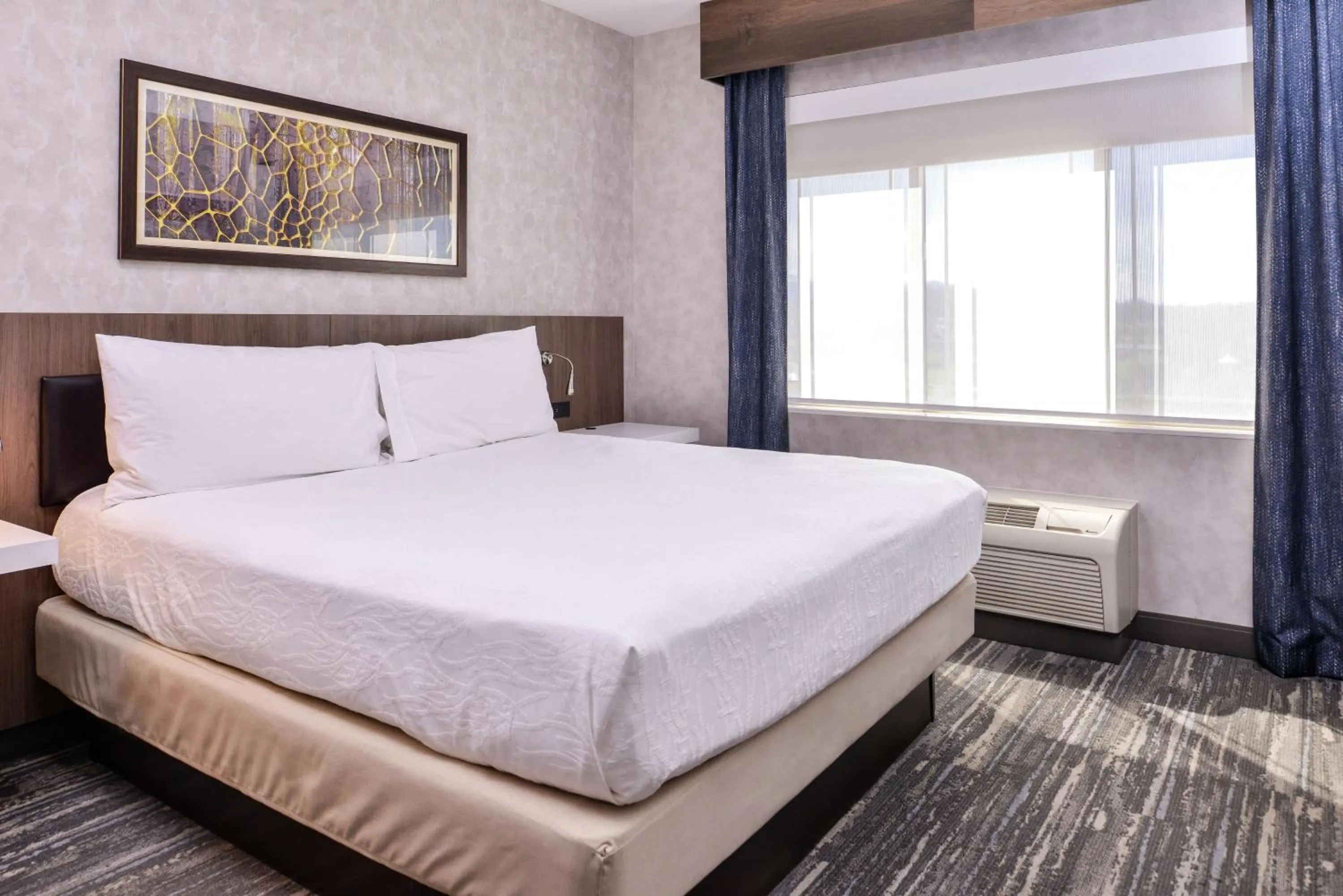 Bed in Hilton Garden Inn Bend