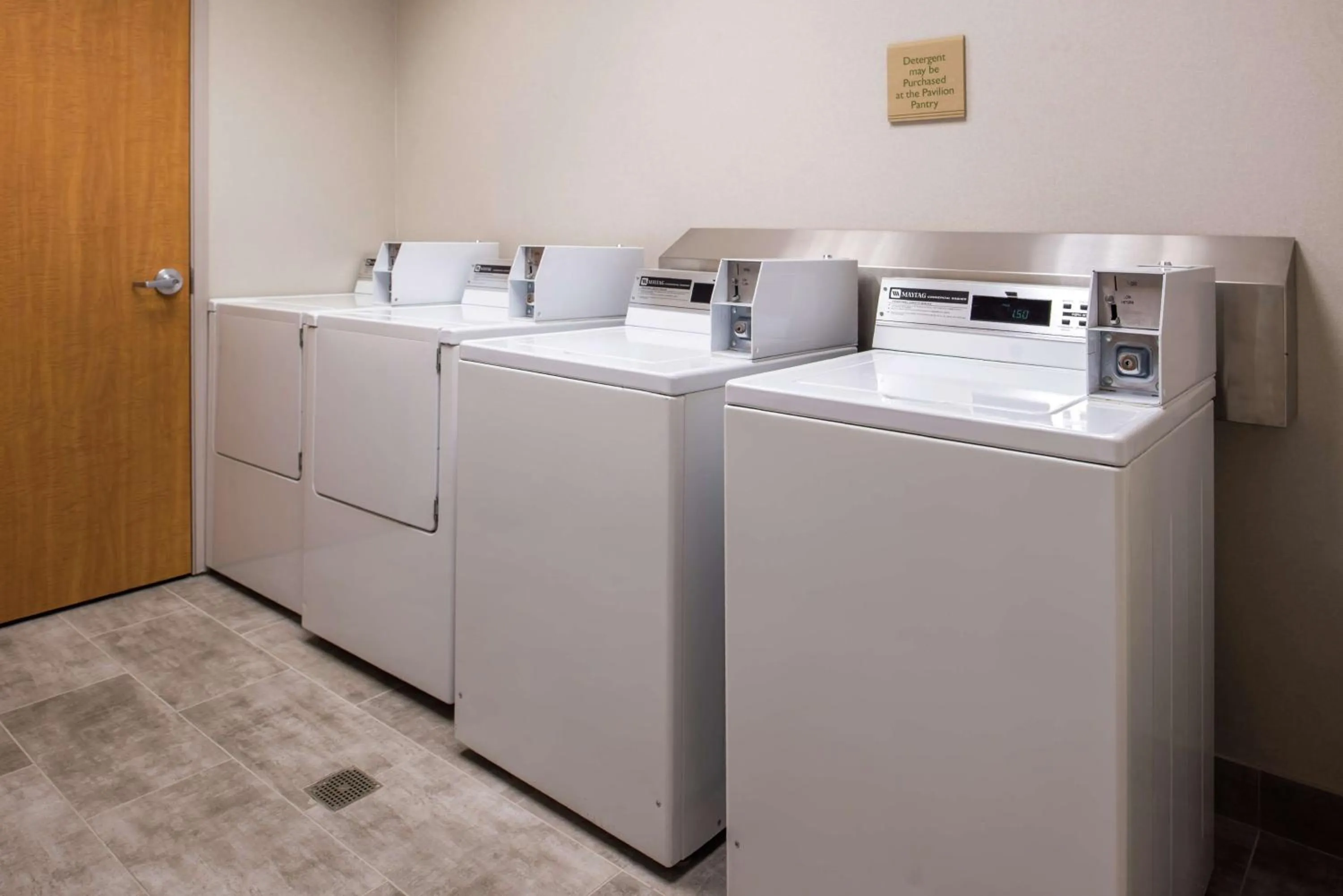 Property building in Hilton Garden Inn Bend