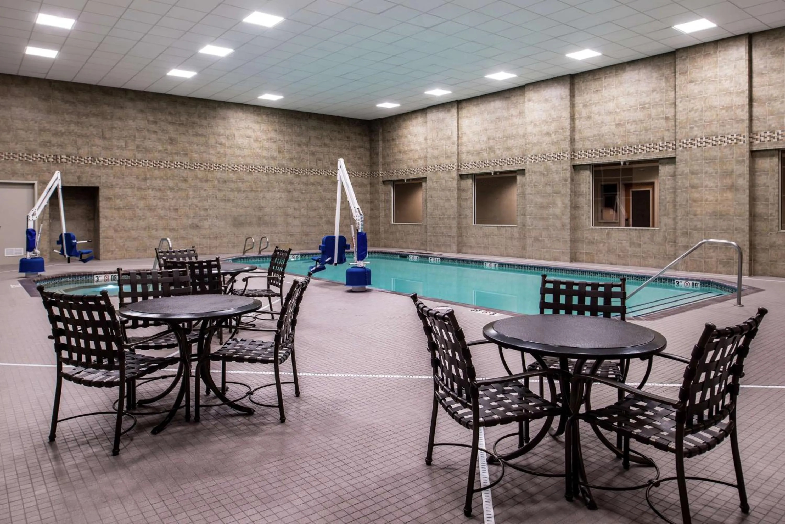 Pool view in Hilton Garden Inn Bend