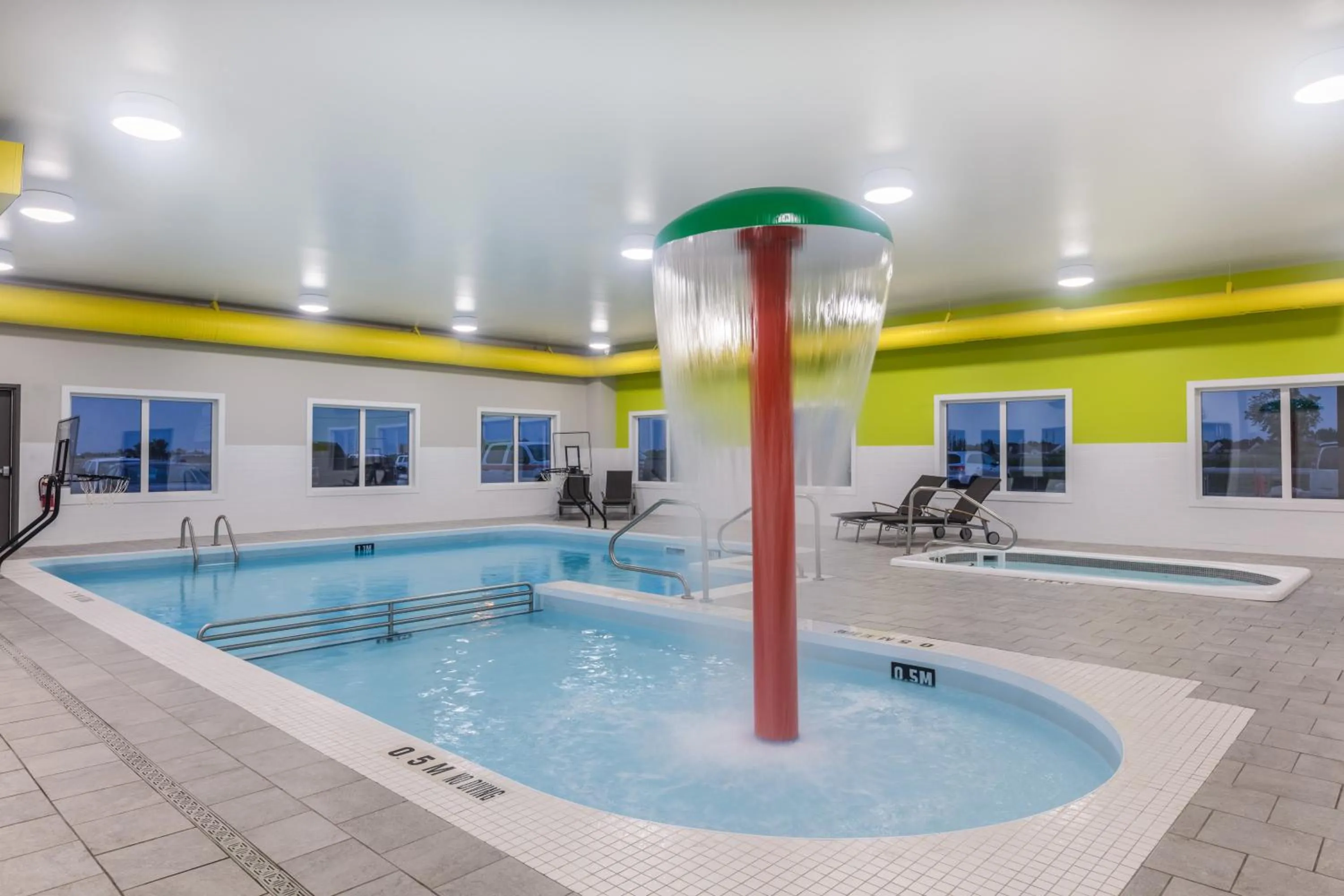 Swimming pool in Super 8 by Wyndham Winnipeg East MB