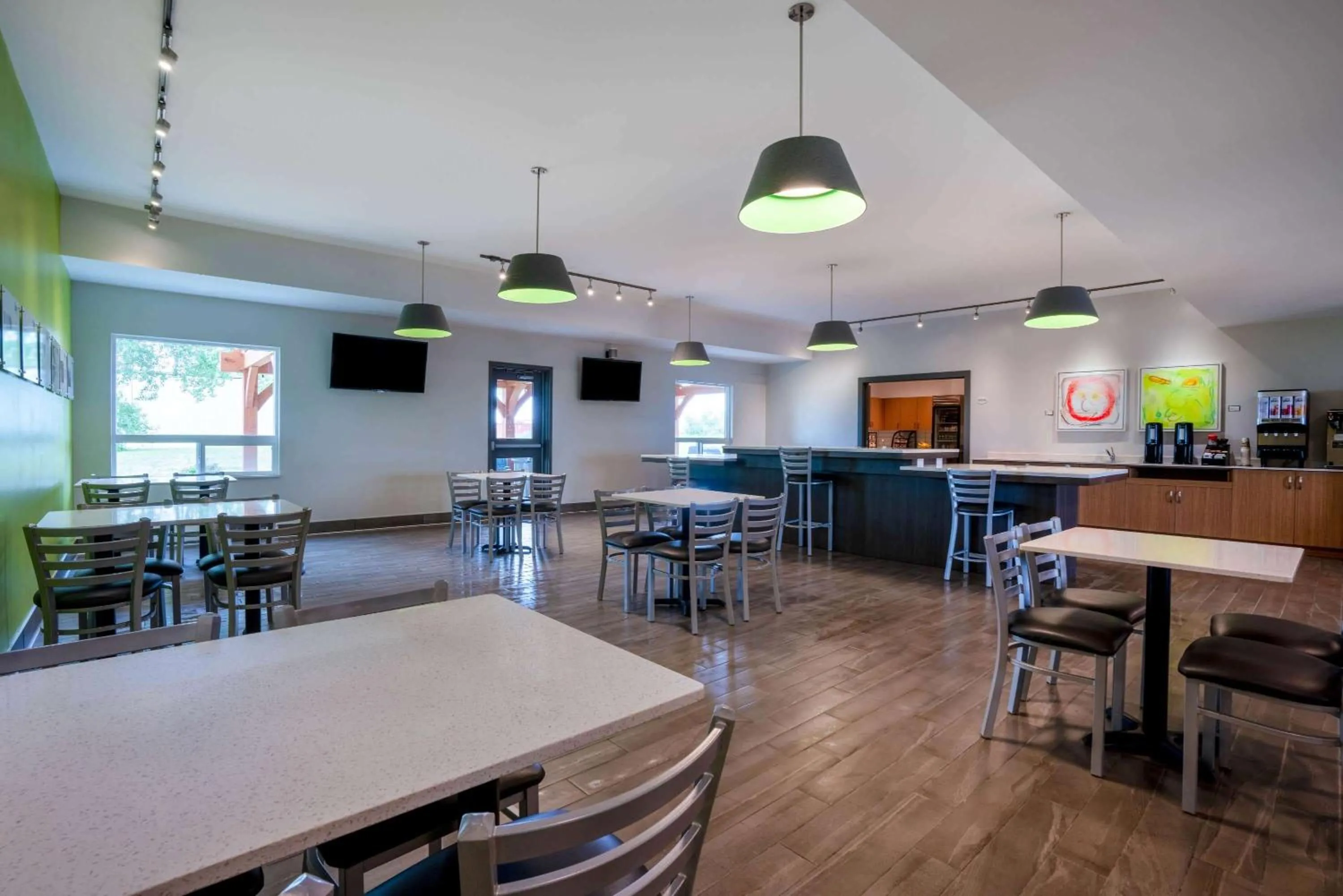 Breakfast in Super 8 by Wyndham Winnipeg East MB