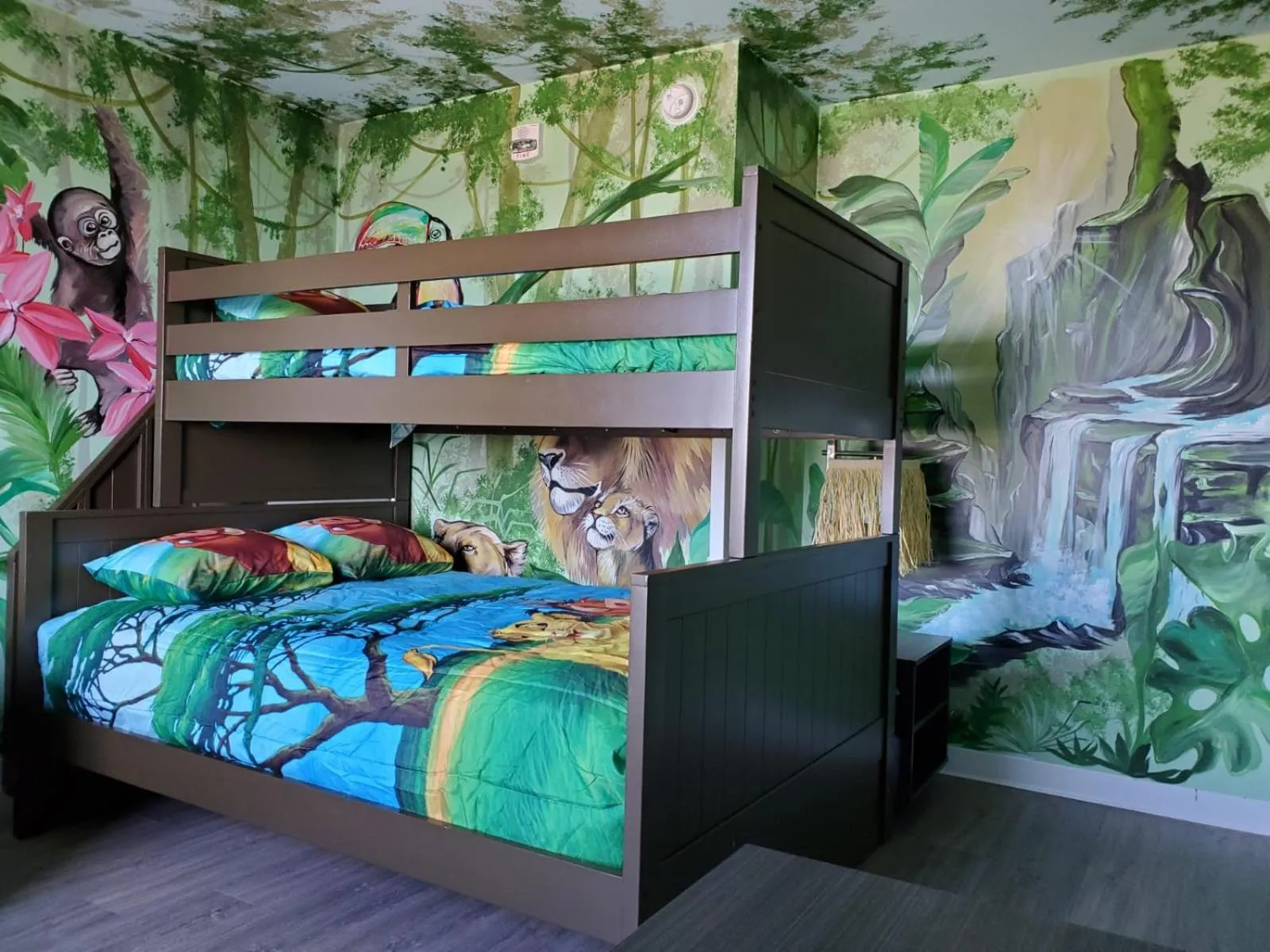 bunk bed, Bed in Super 8 by Wyndham Winnipeg East MB