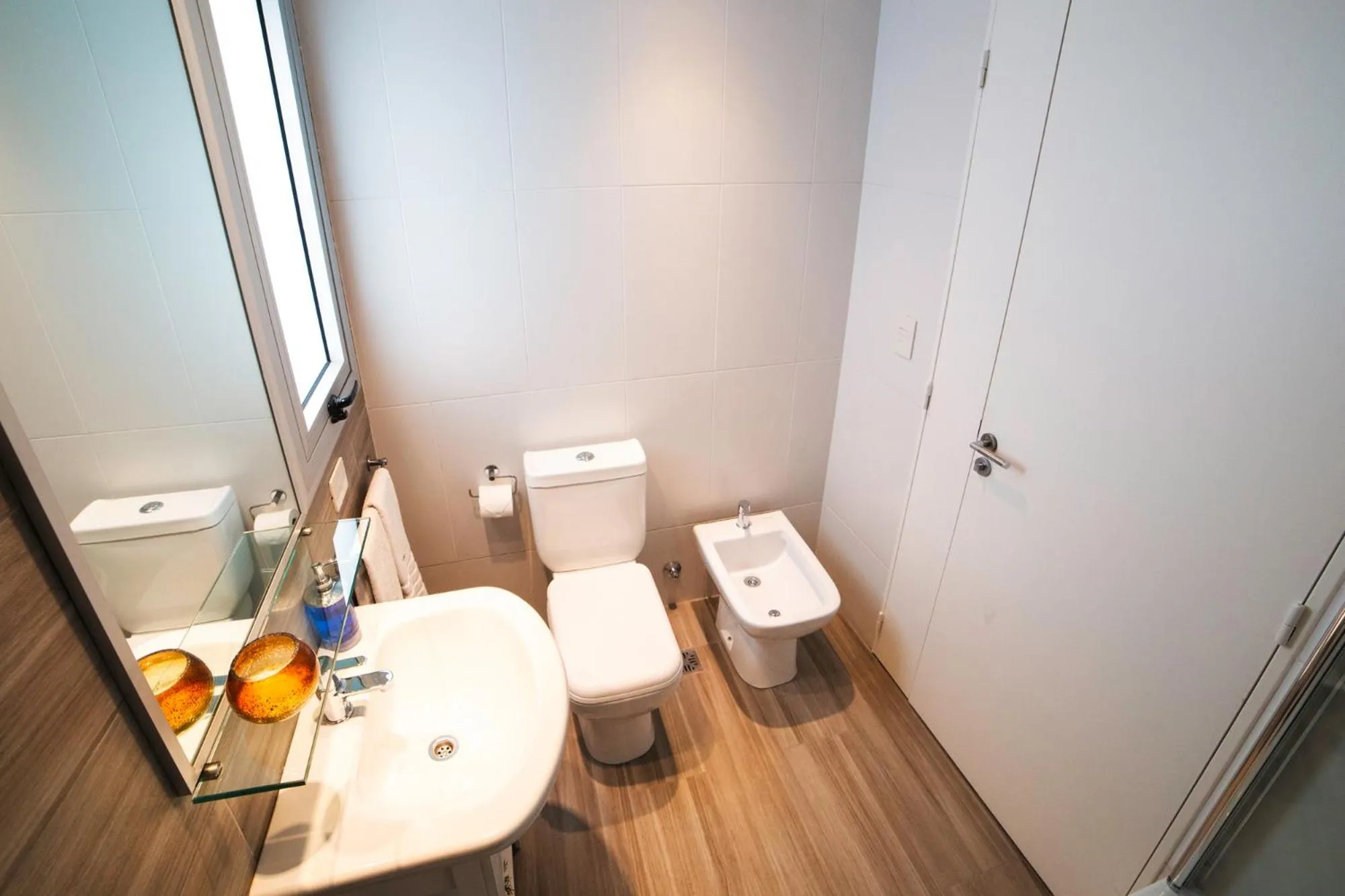 Bathroom in ARC Abasto Studios