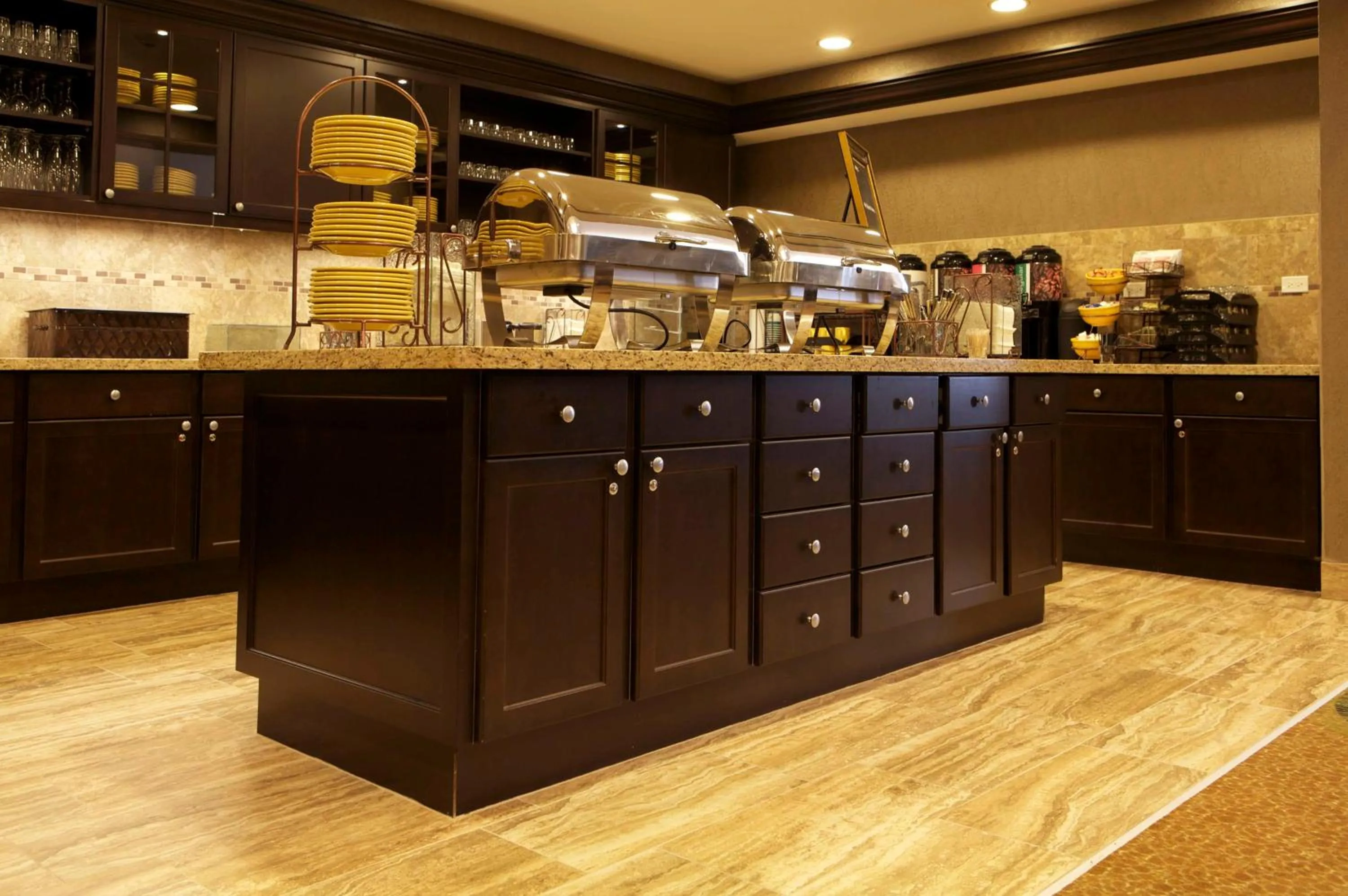 Restaurant/places to eat in Homewood Suites by Hilton Coralville - Iowa River Landing