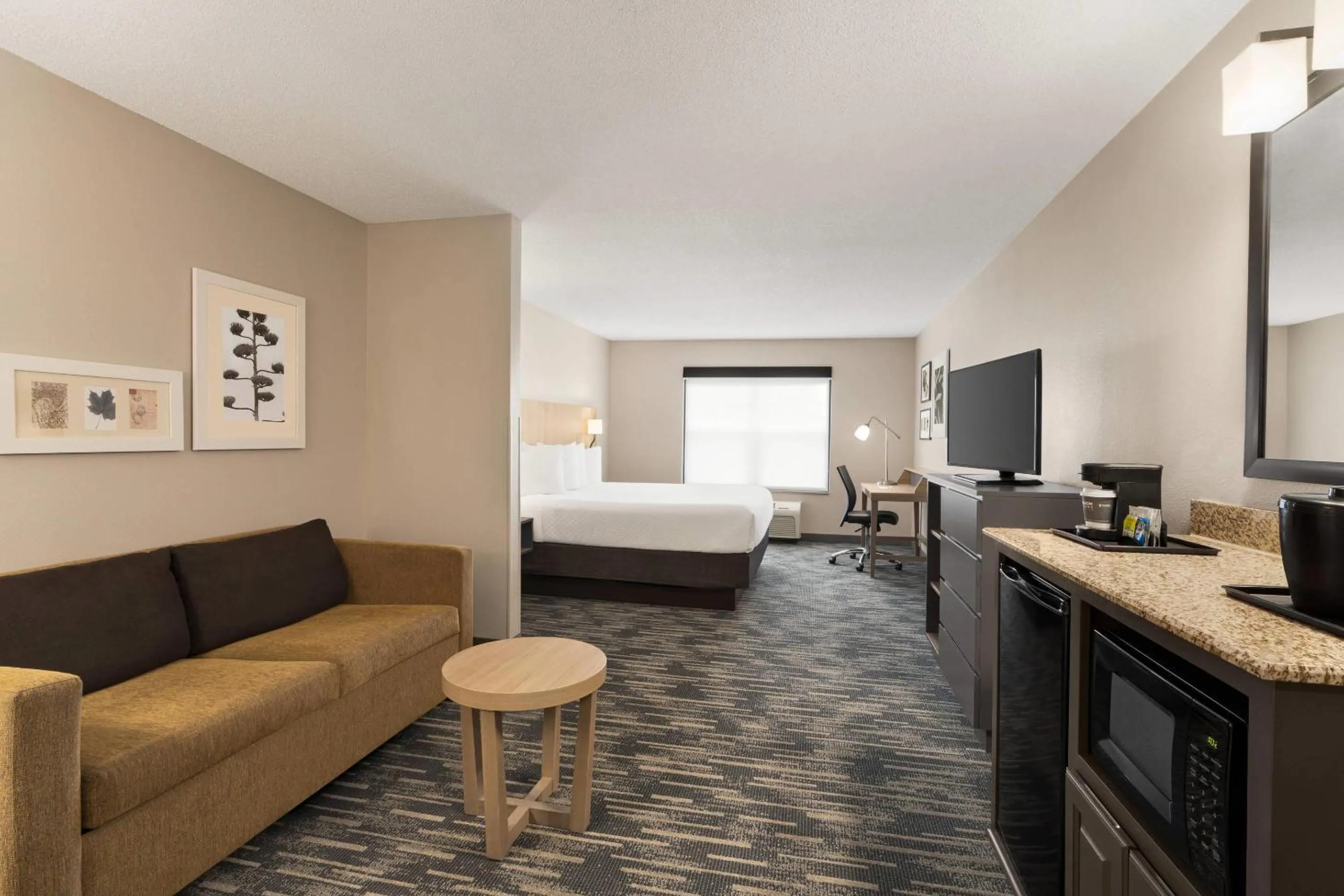 Bedroom, Bed in Country Inn & Suites by Radisson, Boise West - Meridian