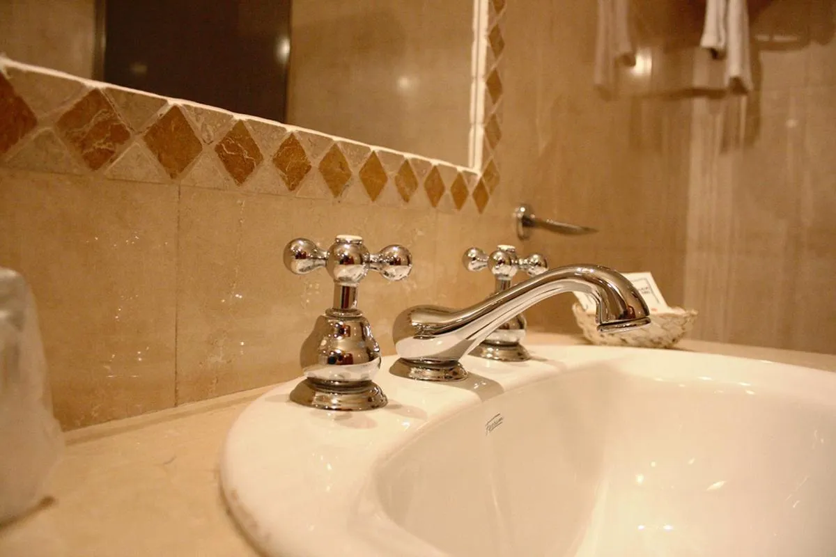 Toilet in Hostería Posada del Sol