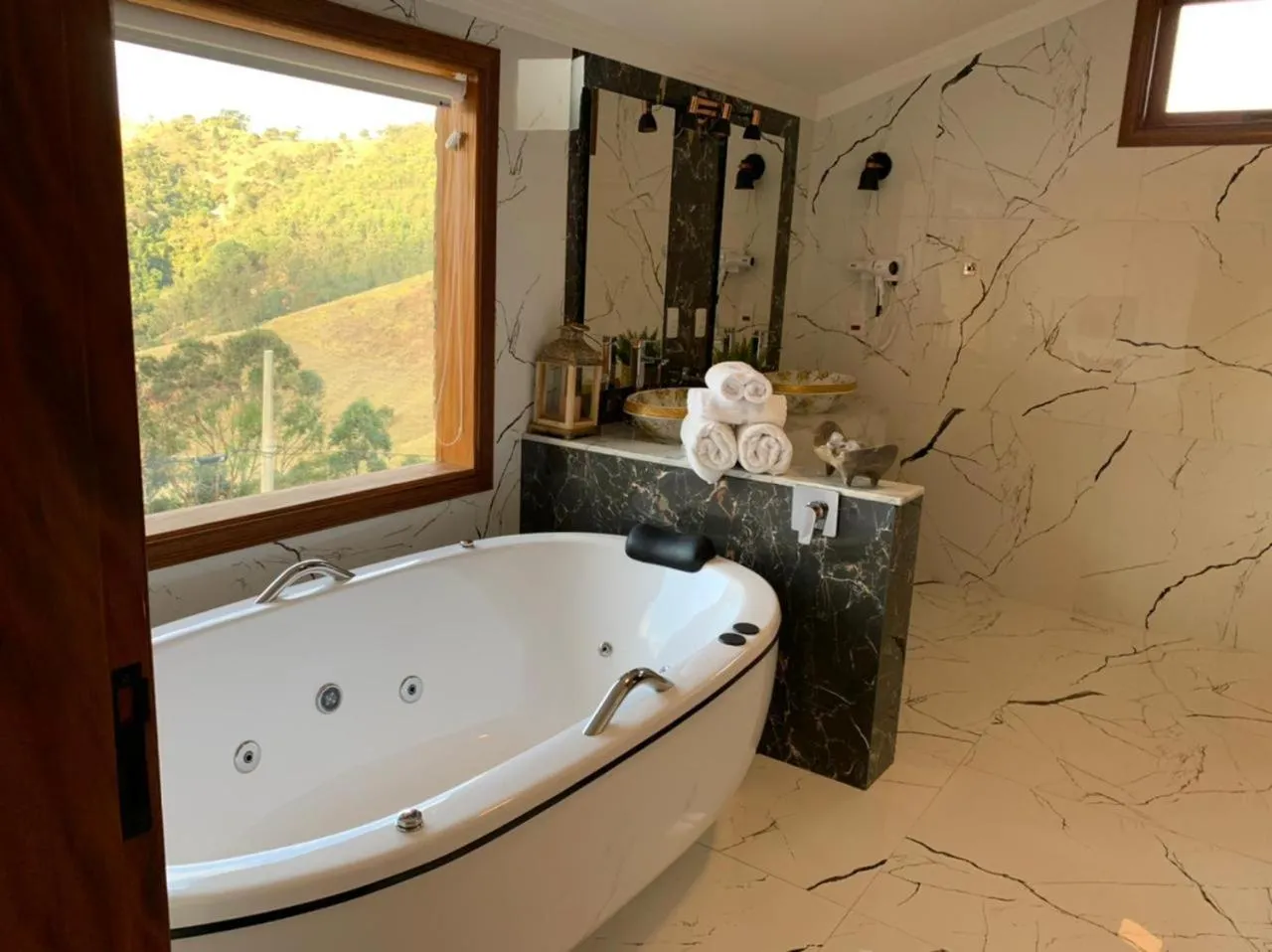 Hotel Pousada Shangri-la