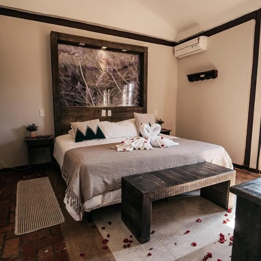 Mountain view, Bed in Hotel Pousada Shangri-la