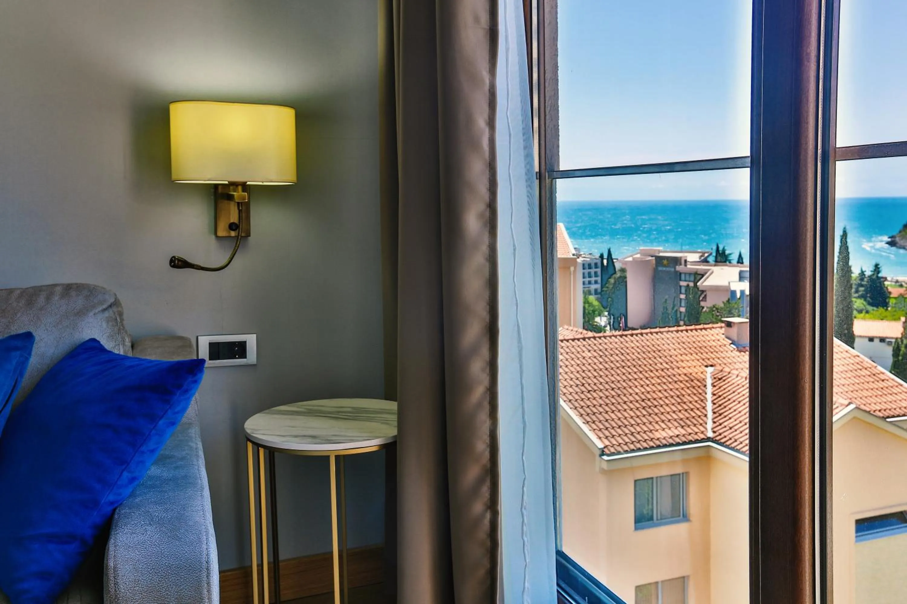 Bedroom in Hotel Lusso Mare by Aycon