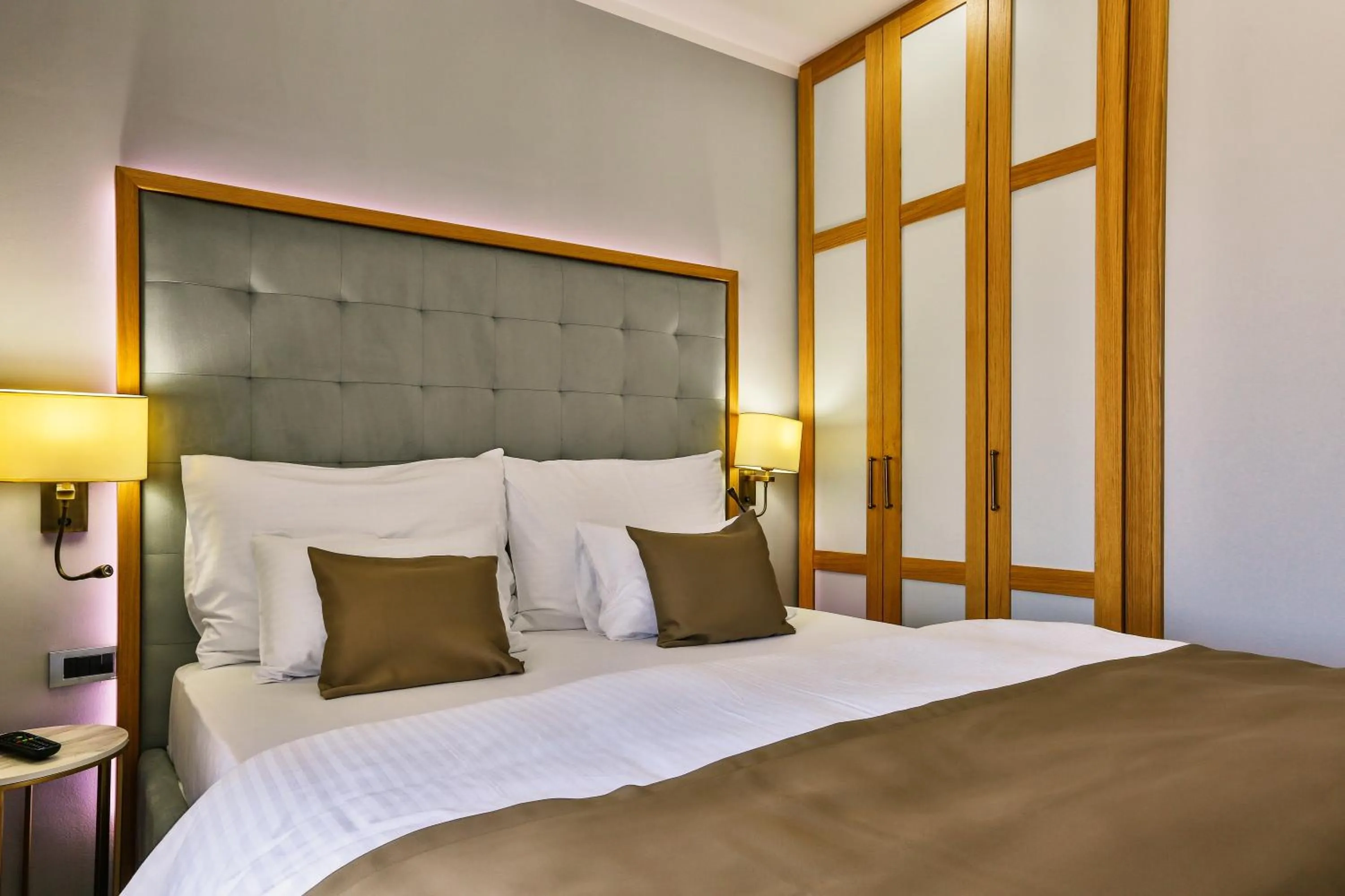Bedroom, Bed in Hotel Lusso Mare by Aycon