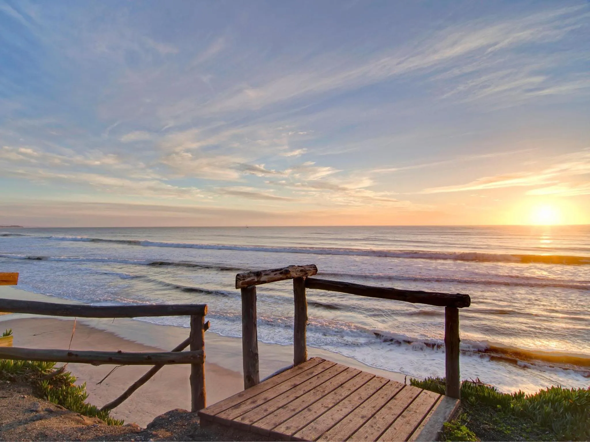 Area and facilities in Cypress Inn on Miramar Beach