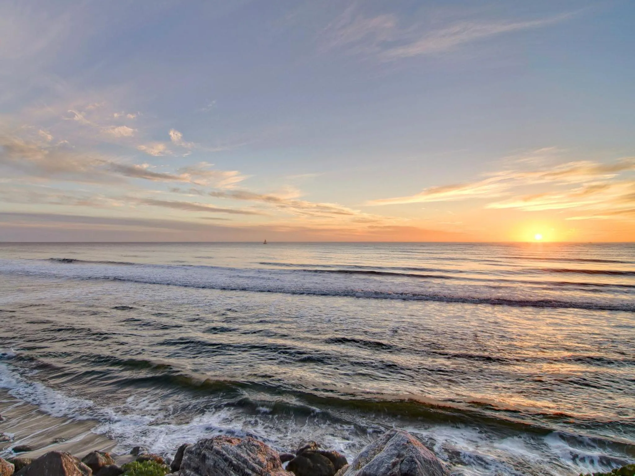 Area and facilities in Cypress Inn on Miramar Beach