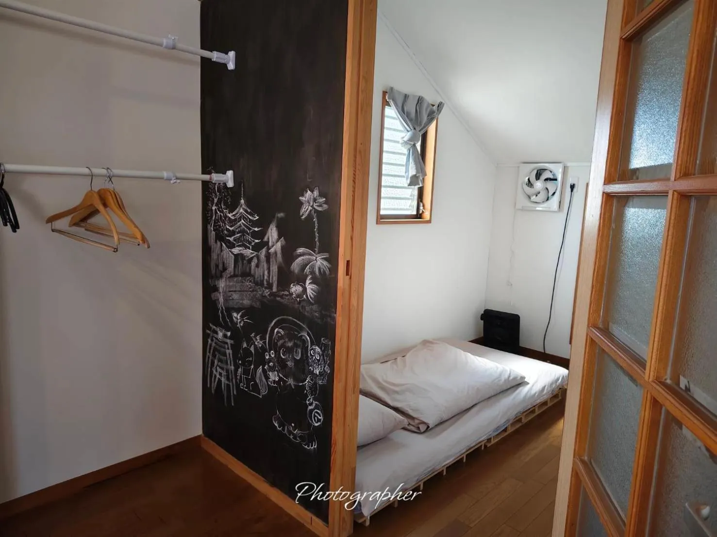 Photo of the whole room, Bed in Guest House WA