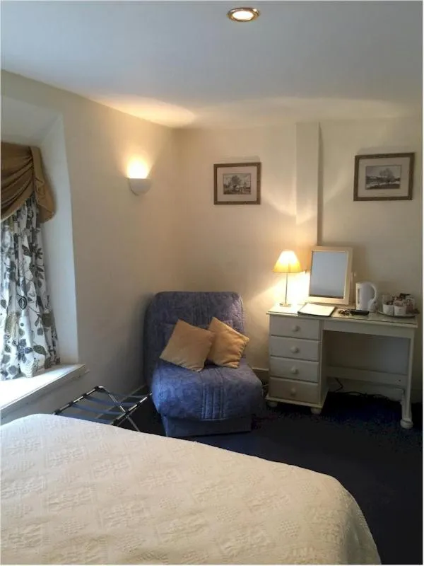 Bed in Bath Place Hotel