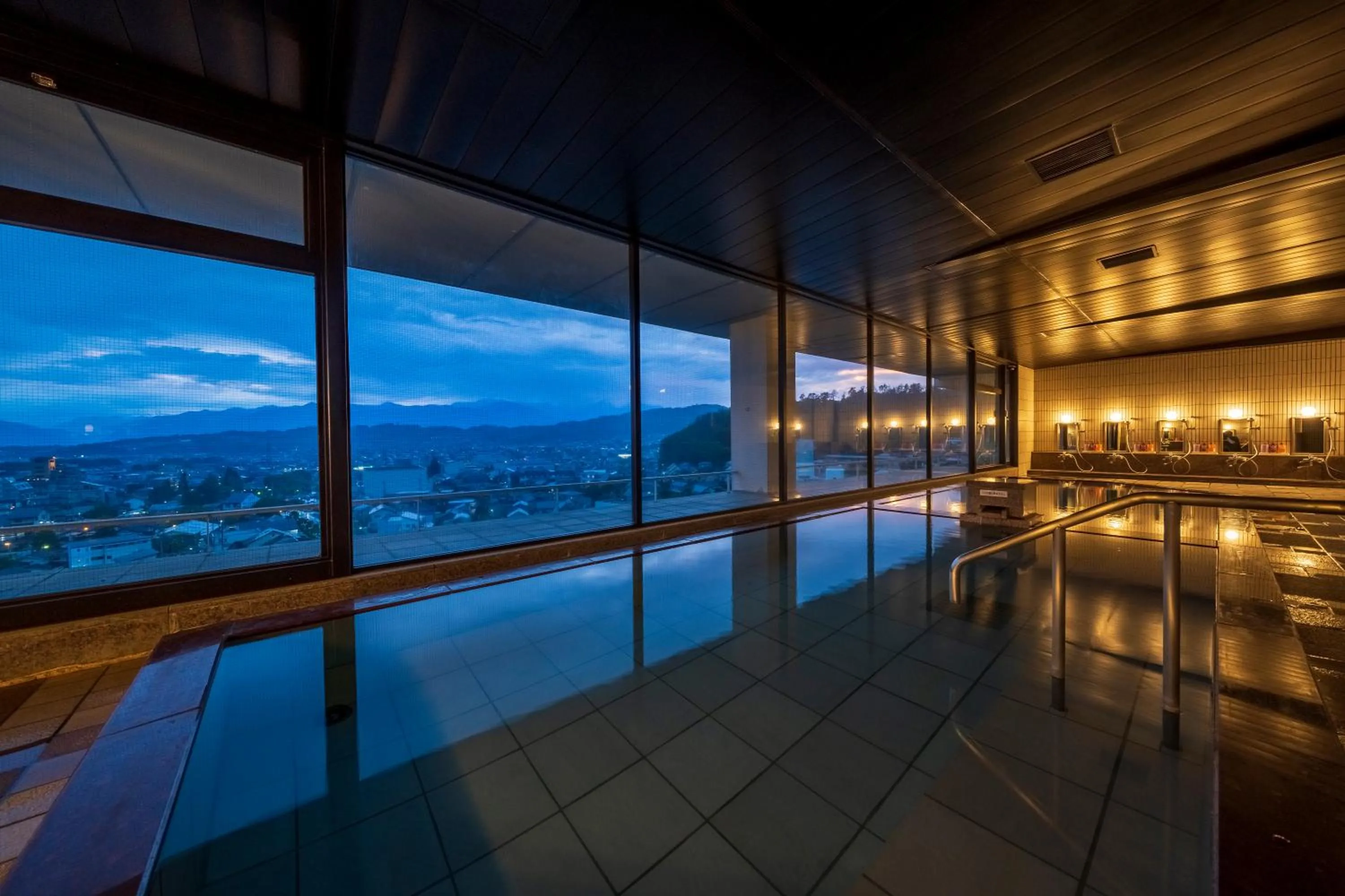 Public Bath in onsen hotel OMOTO