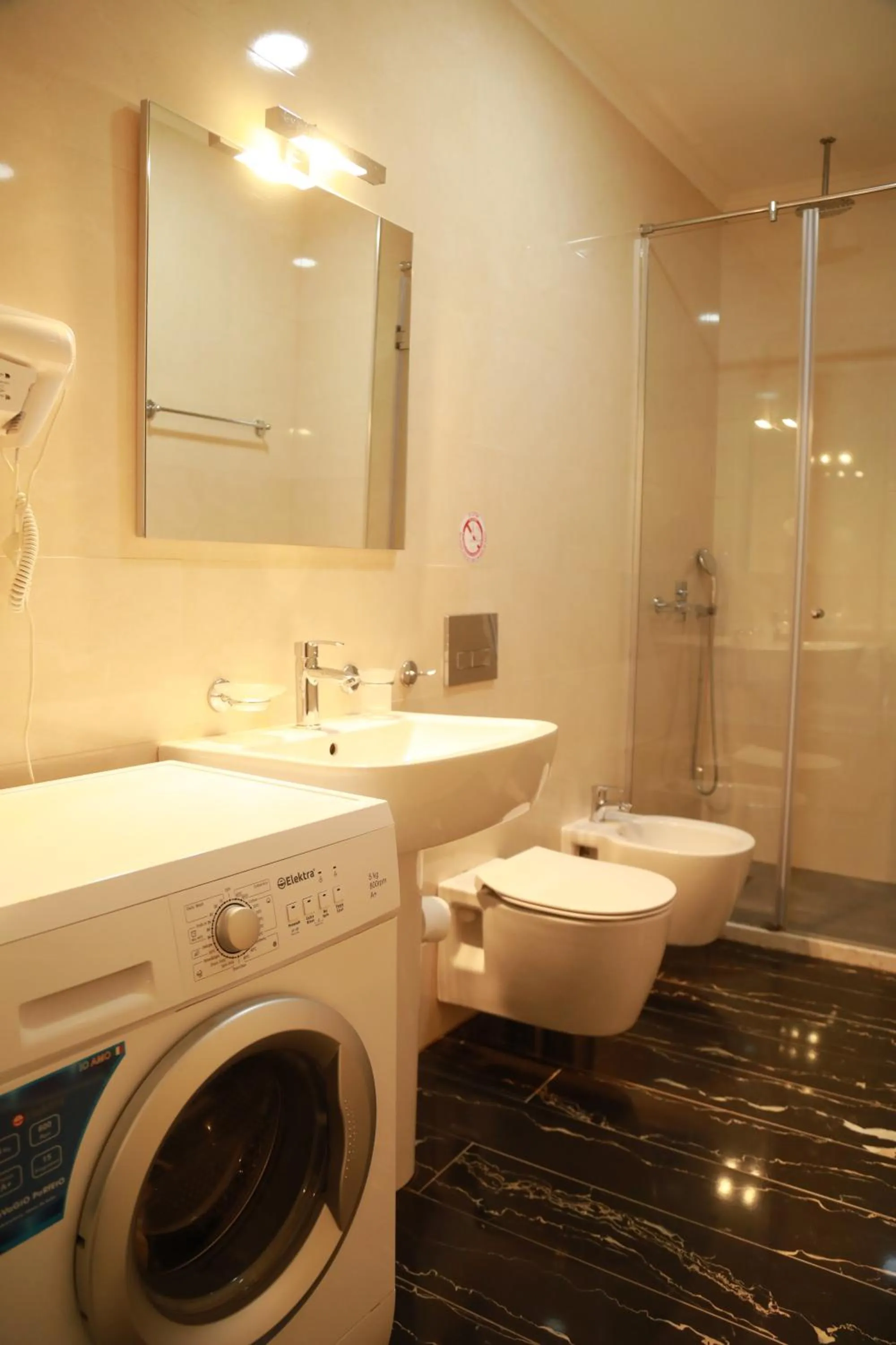 Sunrise Luxury Apartments