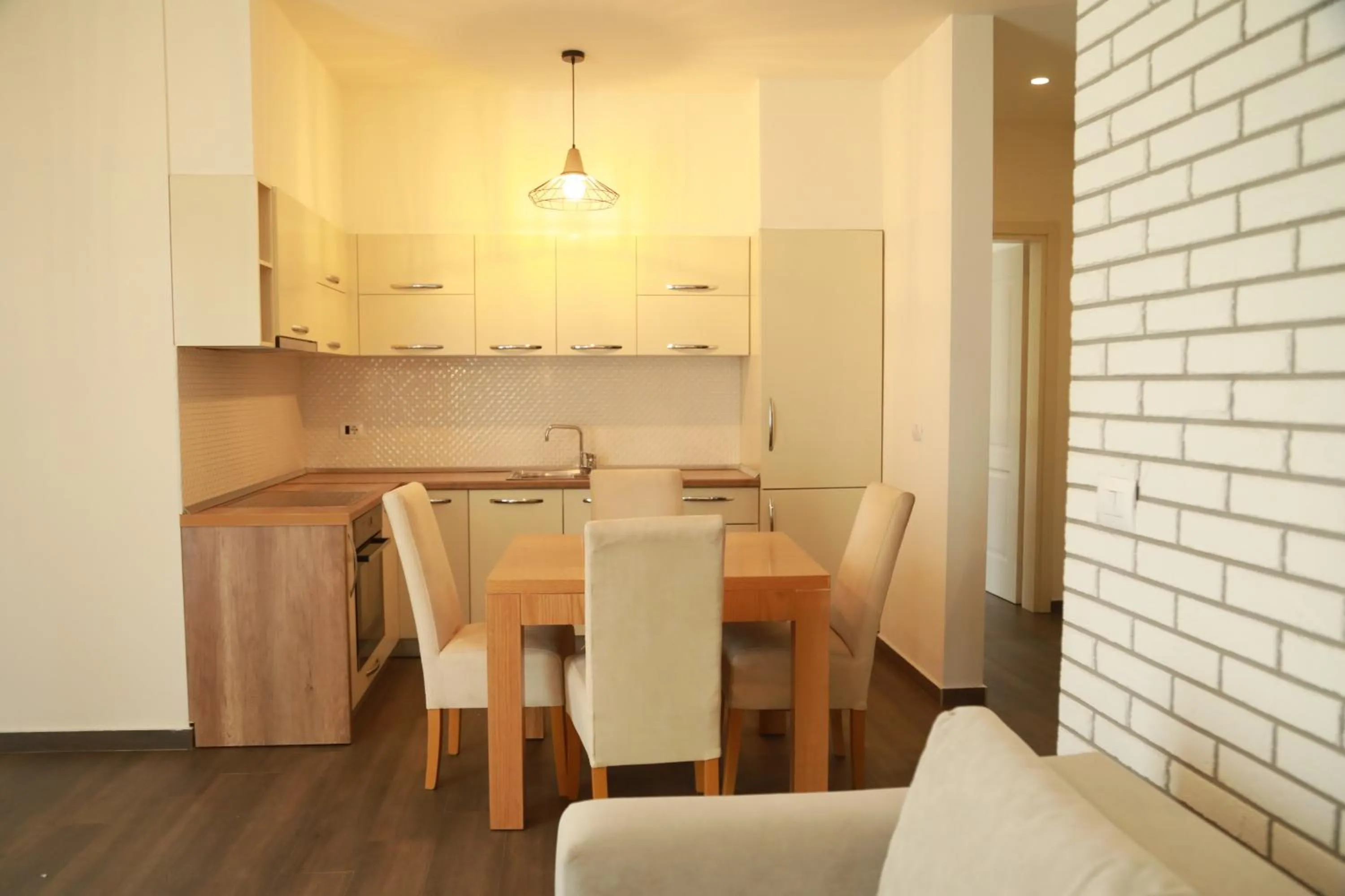 Sunrise Luxury Apartments