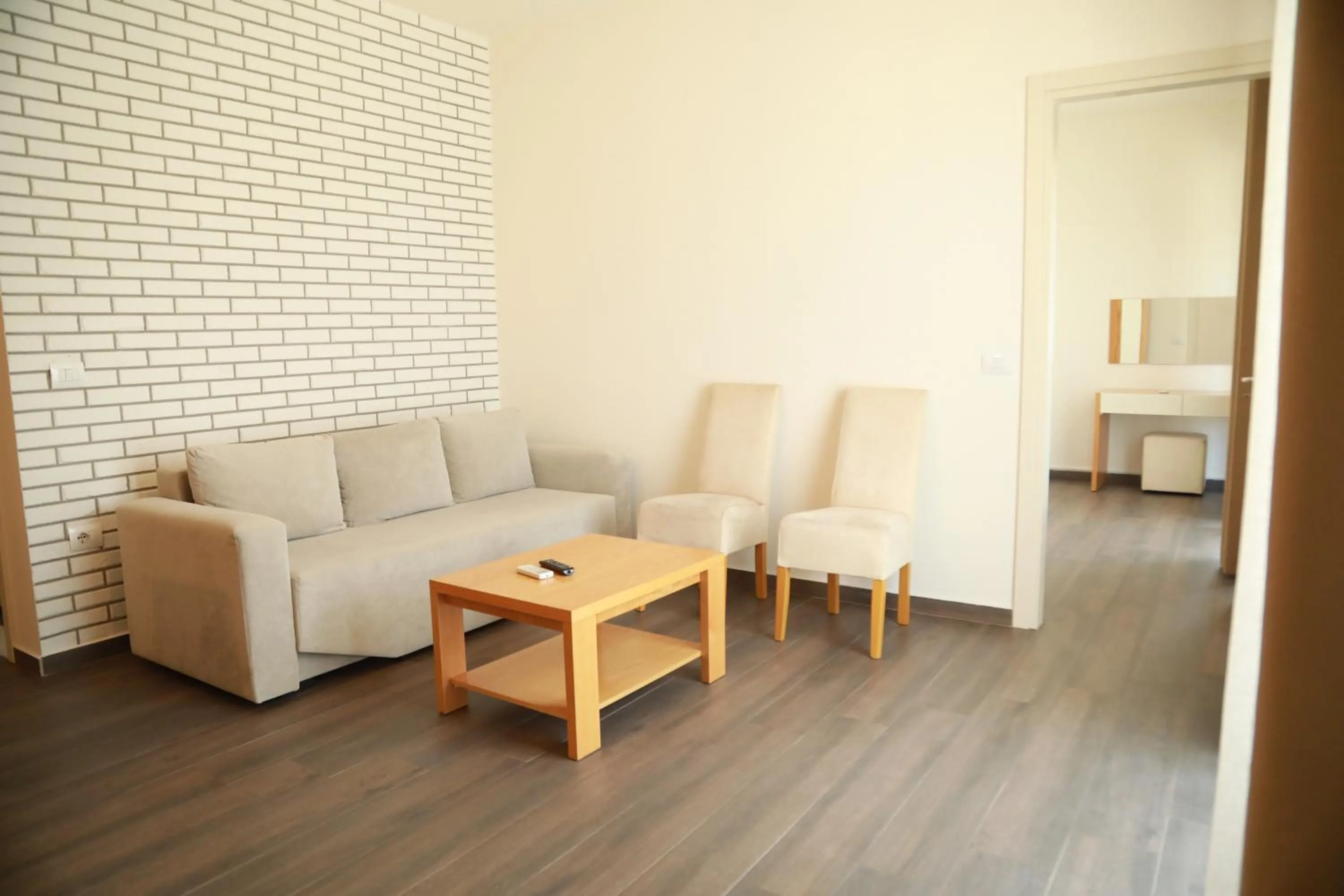 Sunrise Luxury Apartments