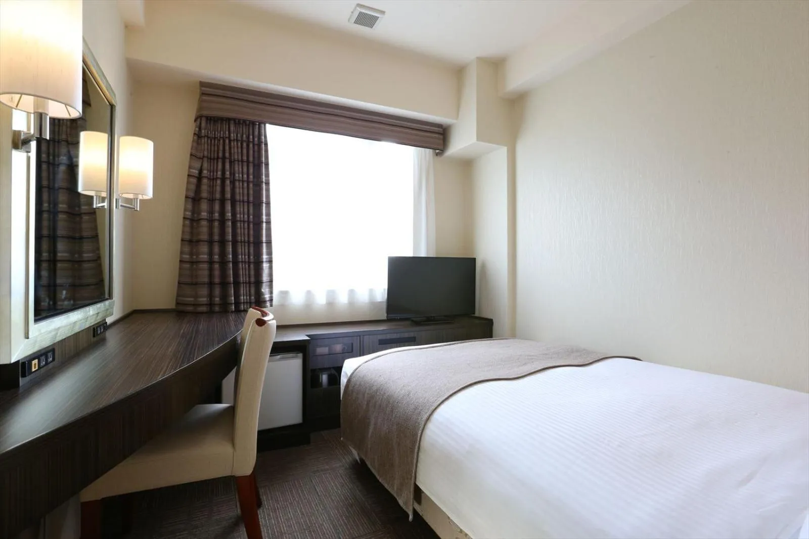 Photo of the whole room, Bed in Hotel Hokke Club Niigata Nagaoka