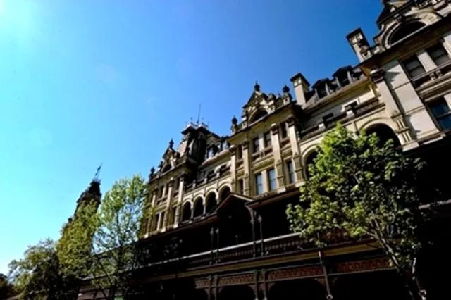 Facade/entrance in The Hotel Shamrock