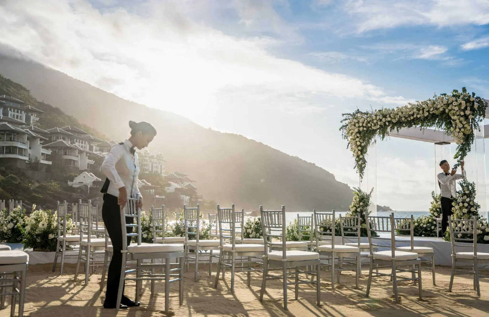Meeting/conference room in InterContinental Danang Sun Peninsula Resort by IHG