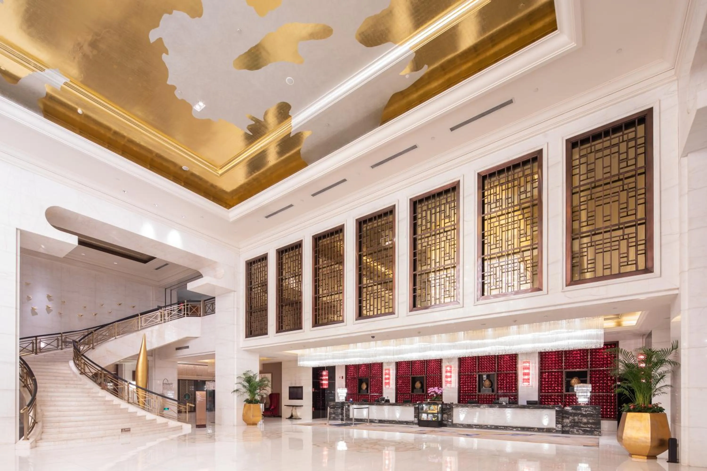Lobby or reception in Wyndham Grand Plaza Royale Colorful Yunnan