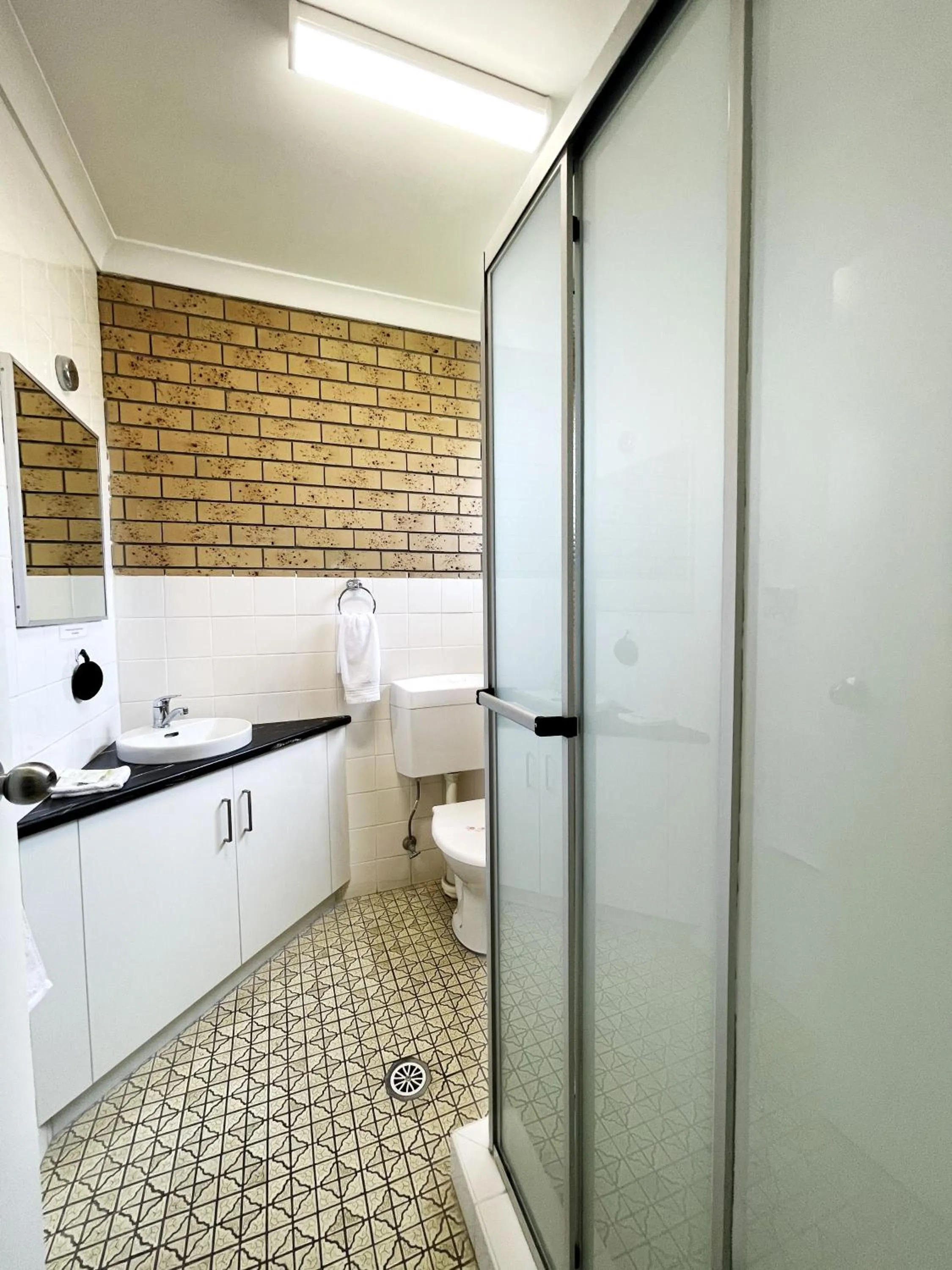 Squatters Homestead Motel