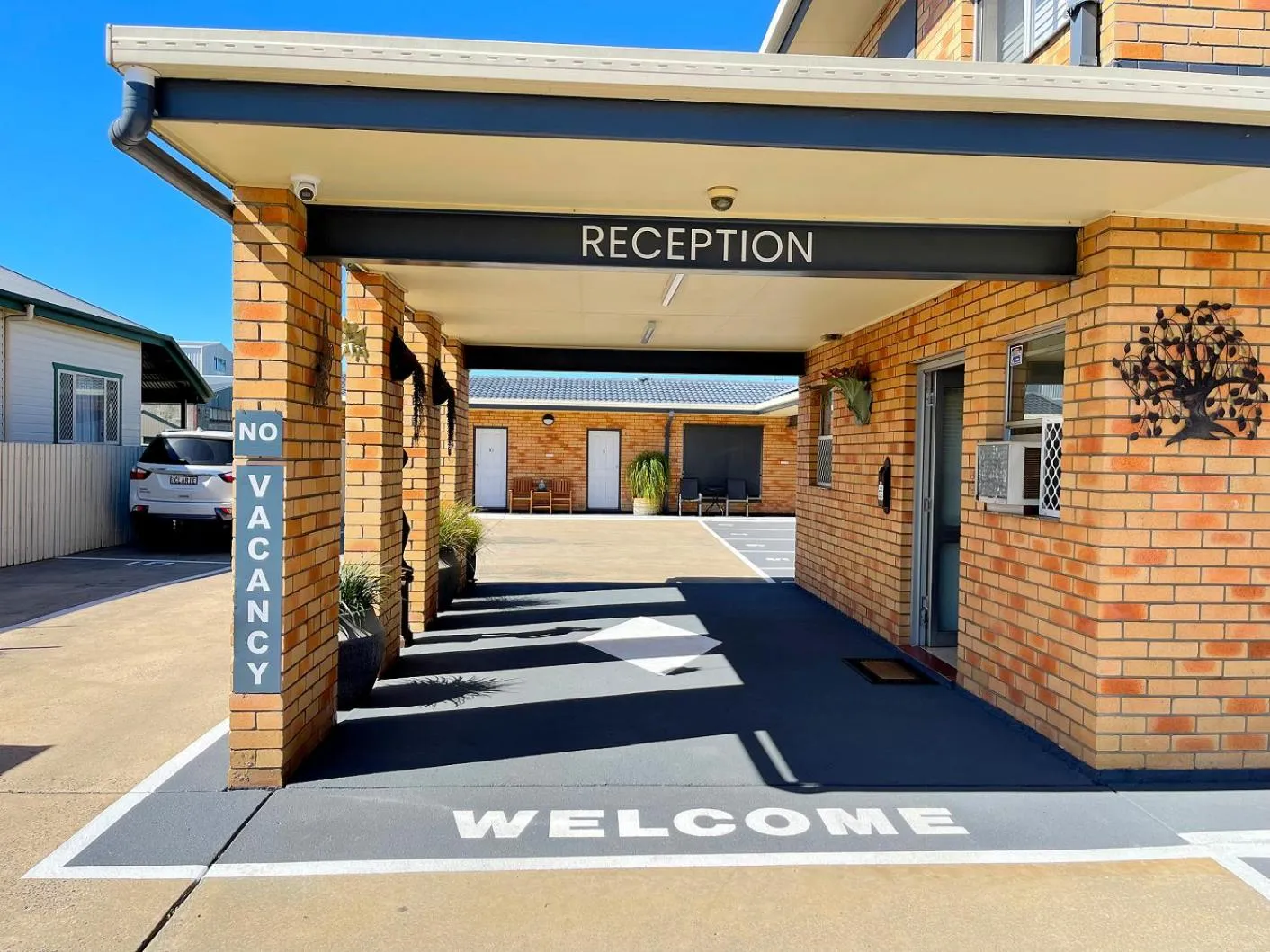 Property building in Squatters Homestead Motel