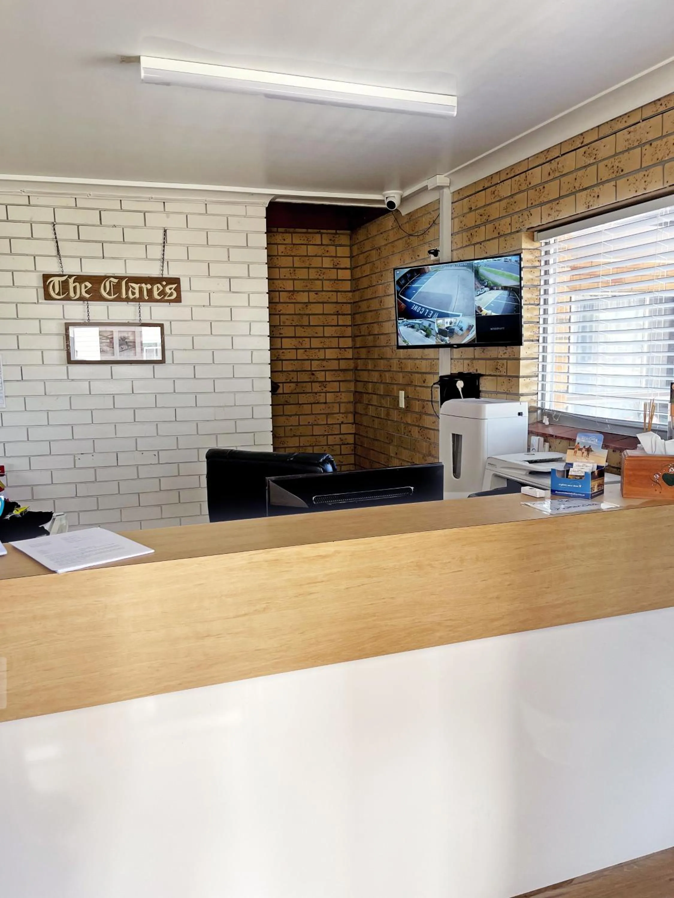 Squatters Homestead Motel