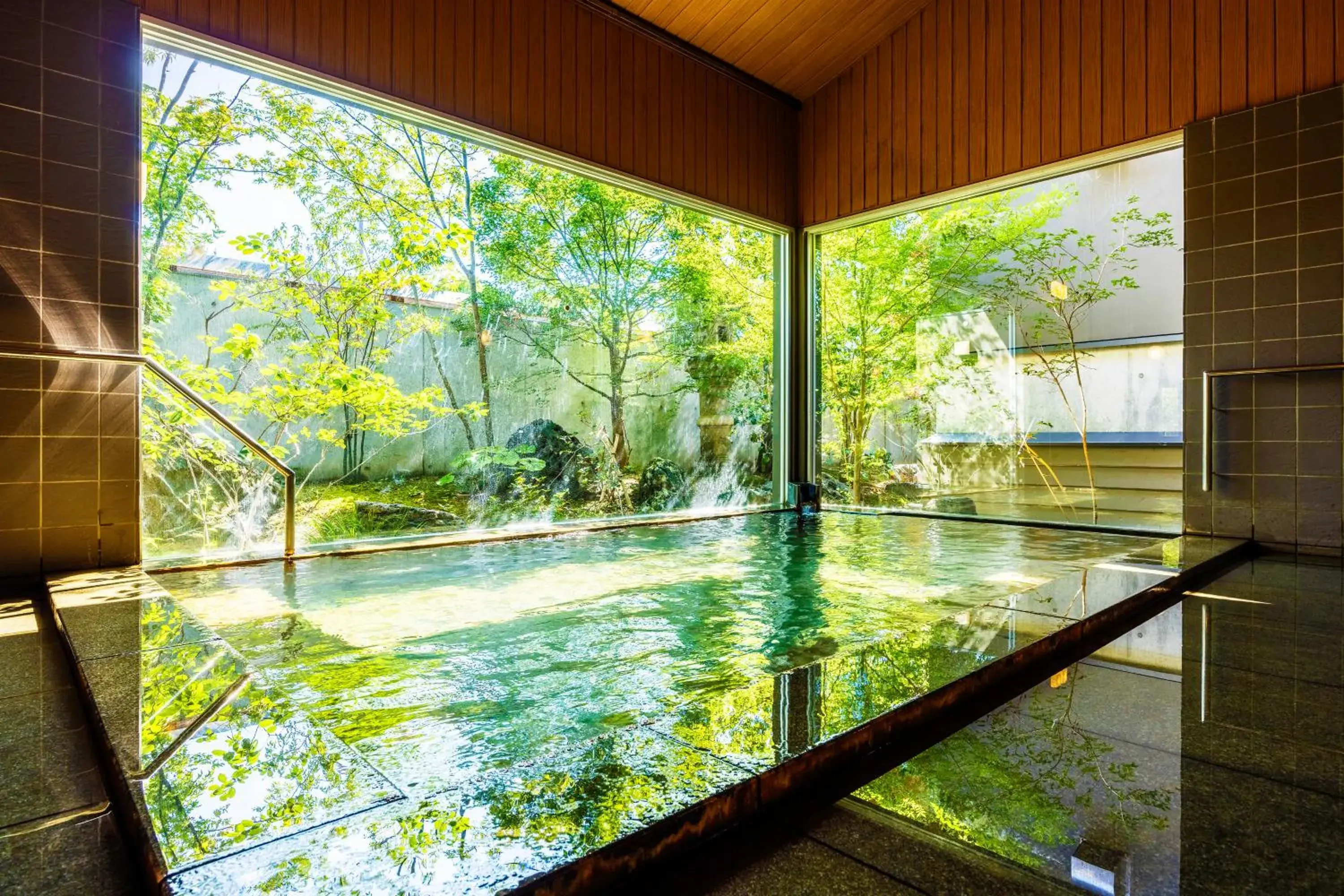 Triple Room with Garden View in Ryokan Marumo Triple Room with Garden View in Ryokan Marumo