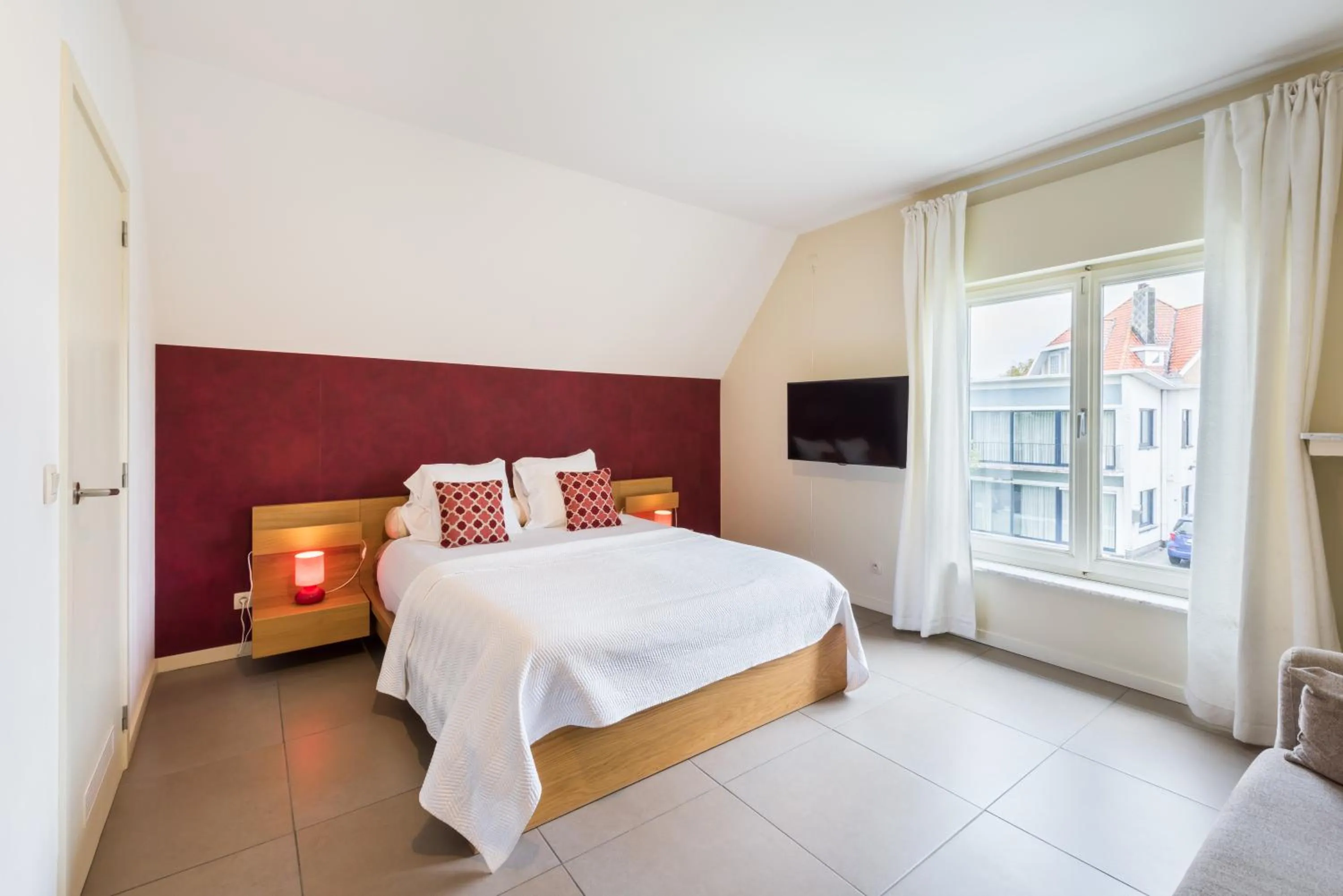 Photo of the whole room, Bed in B&B visavis