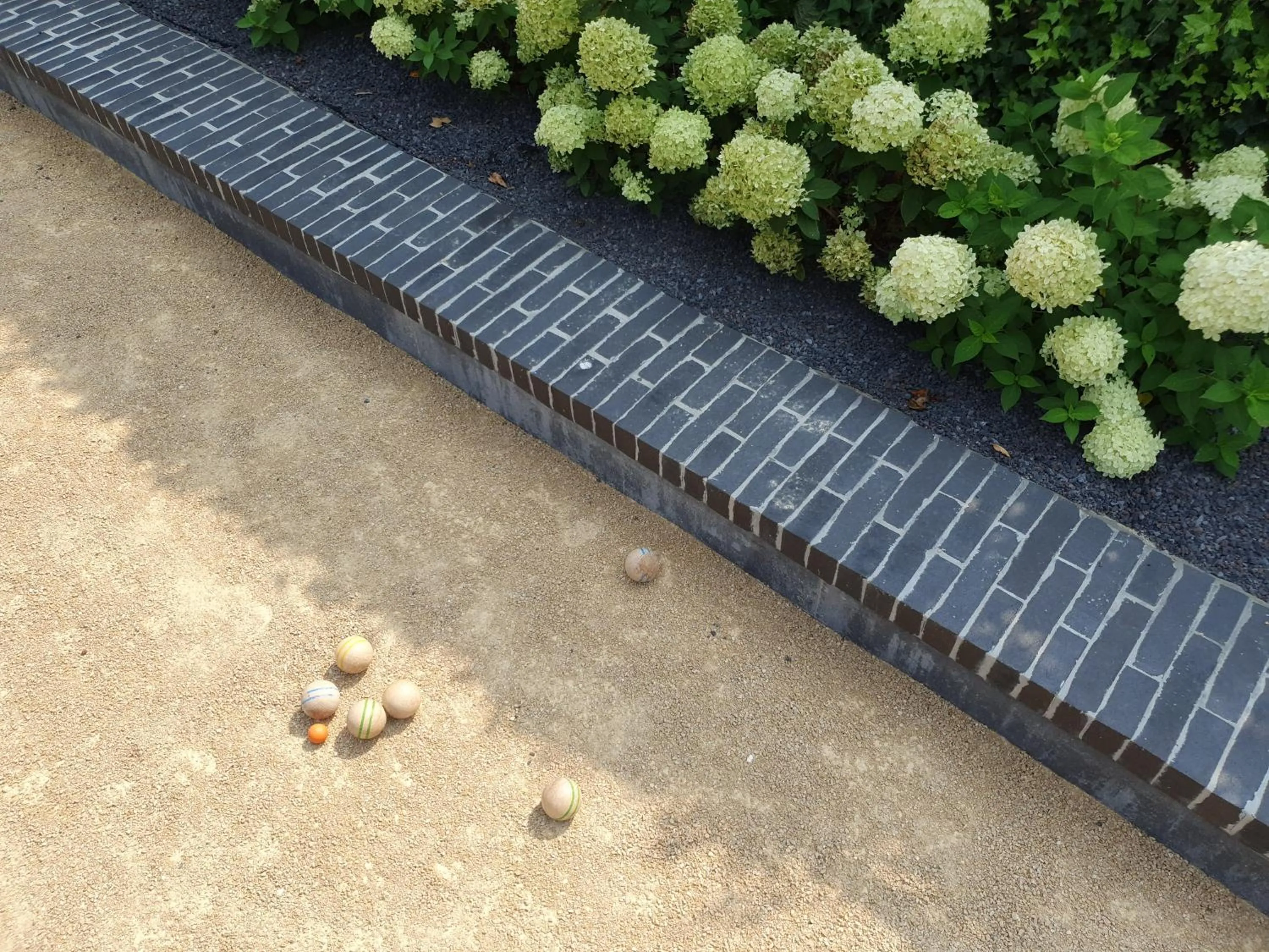 Garden in B&B visavis