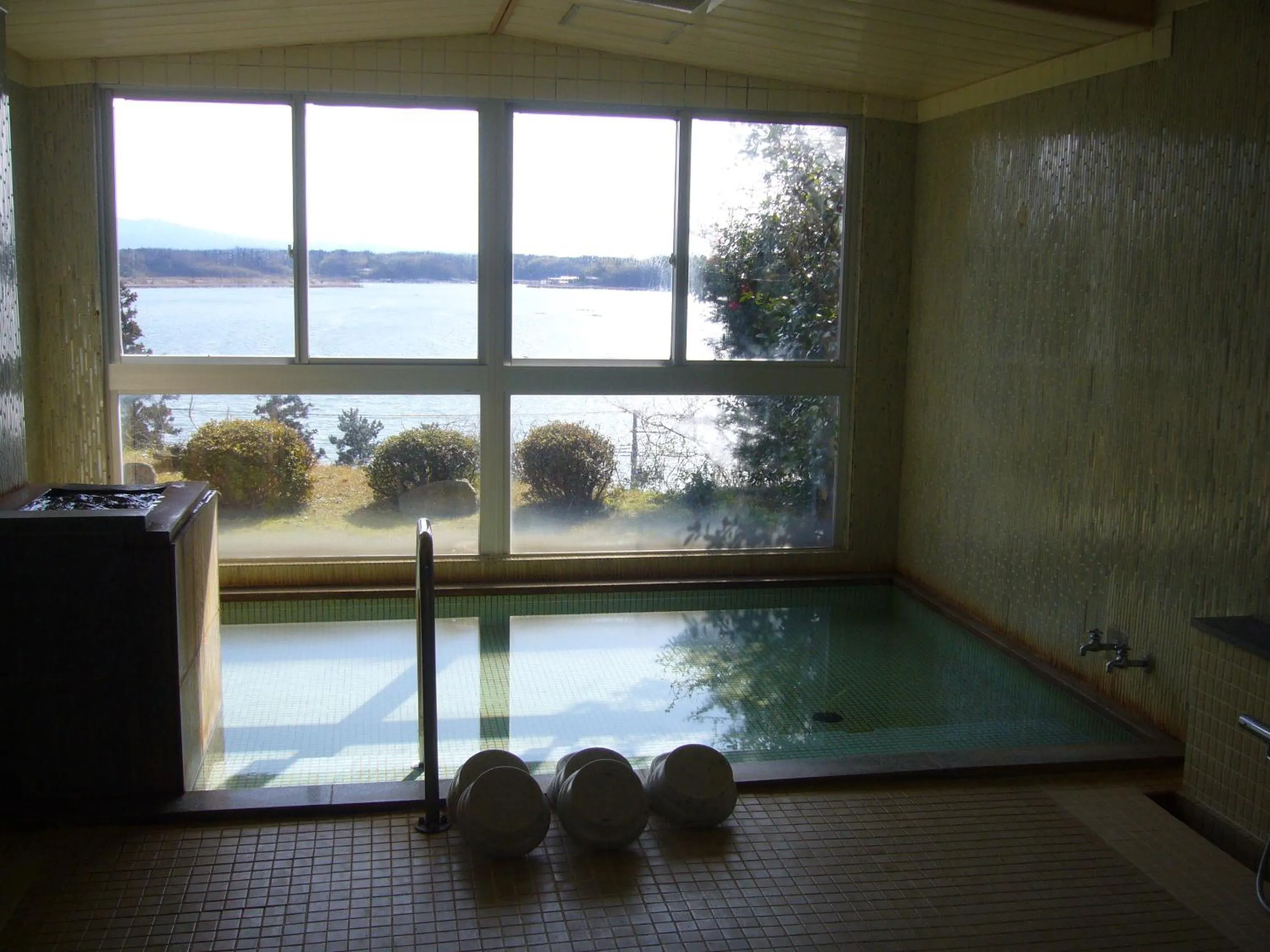 Hot Spring Bath in Aokiya