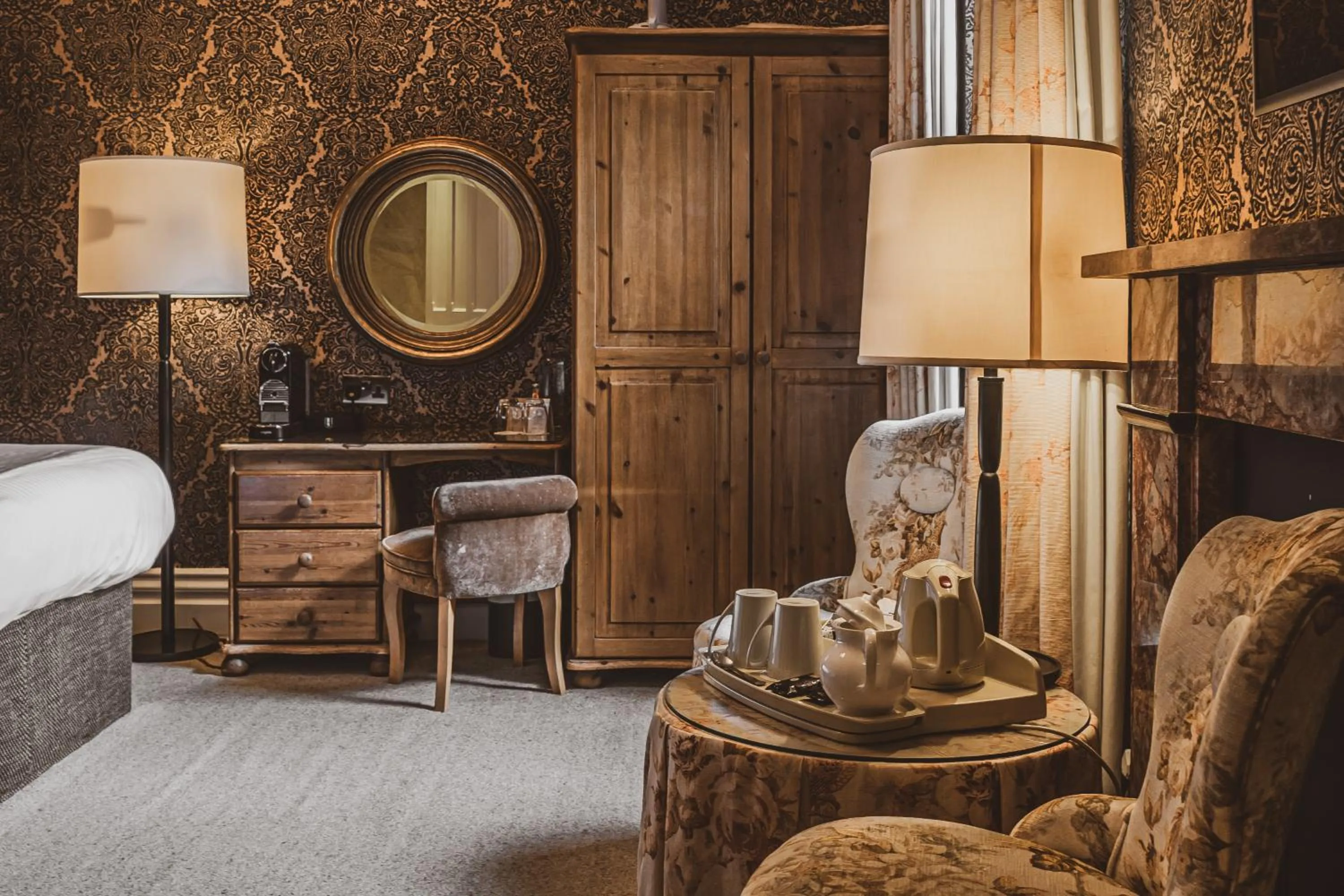 Bed in Merewood Country House Hotel