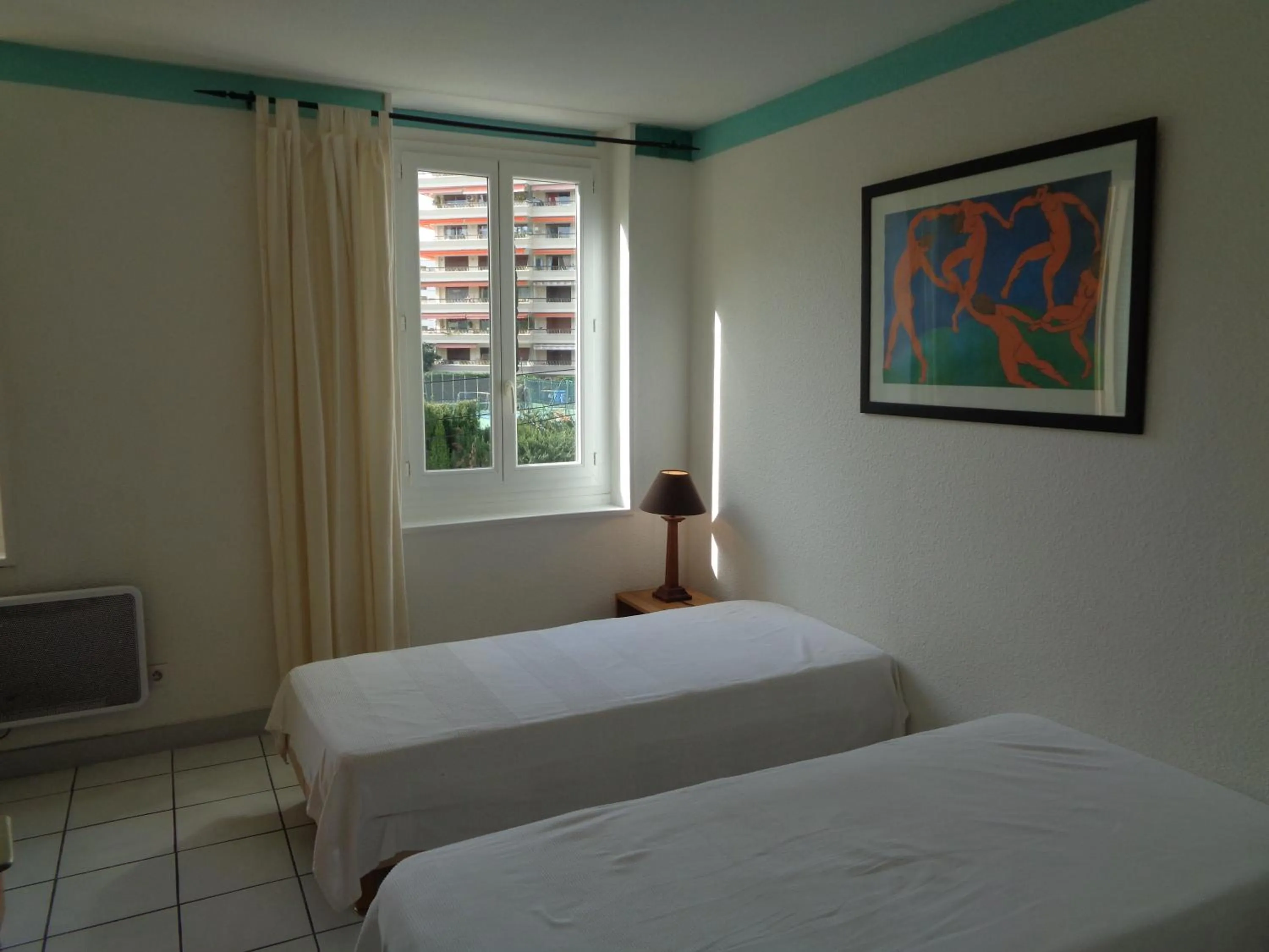 Bed in Croisette-Oasis