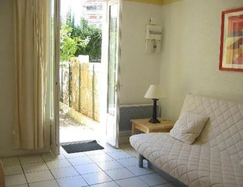 Day in Croisette-Oasis