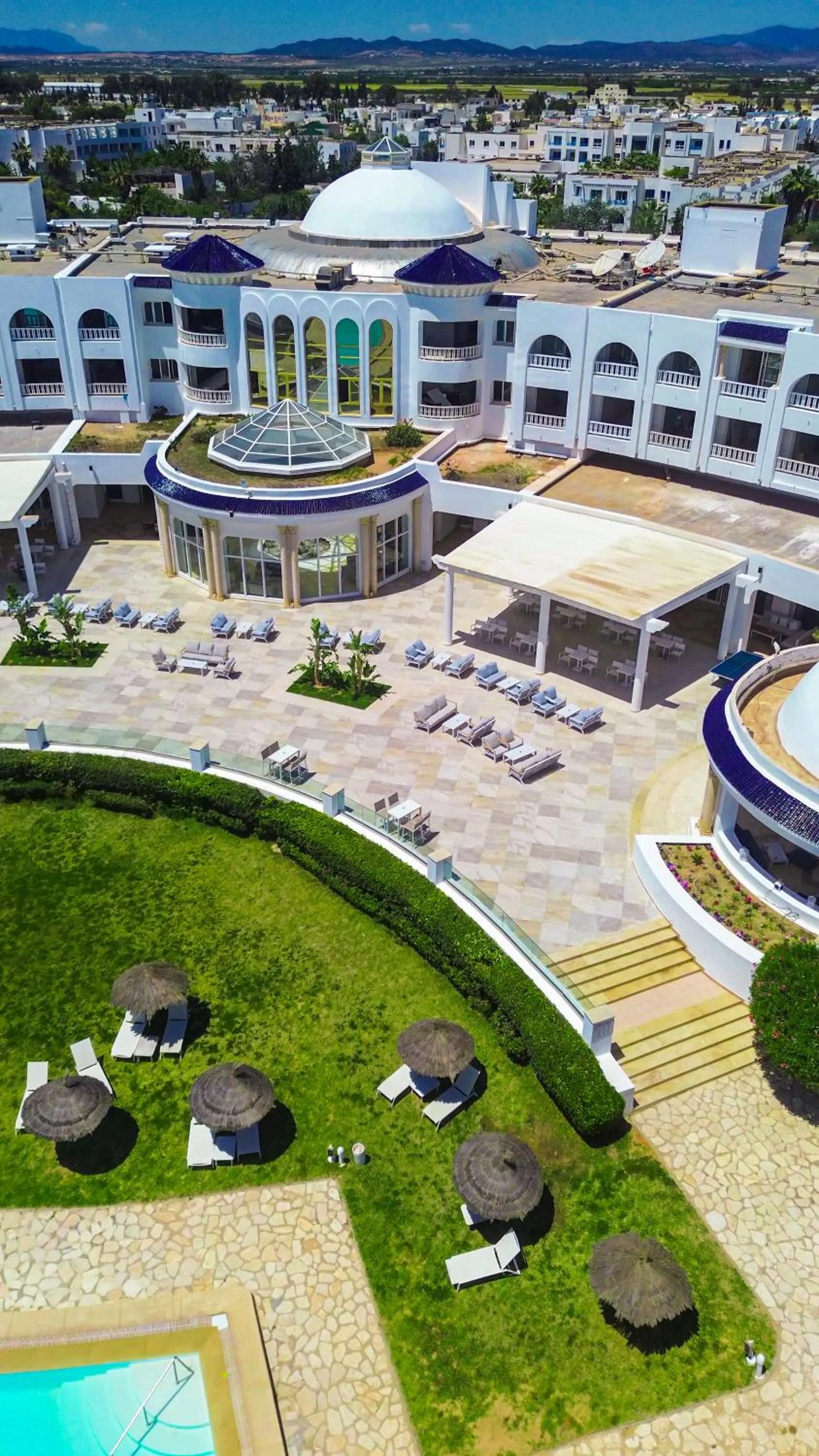 Royal Tulip Taj Sultan