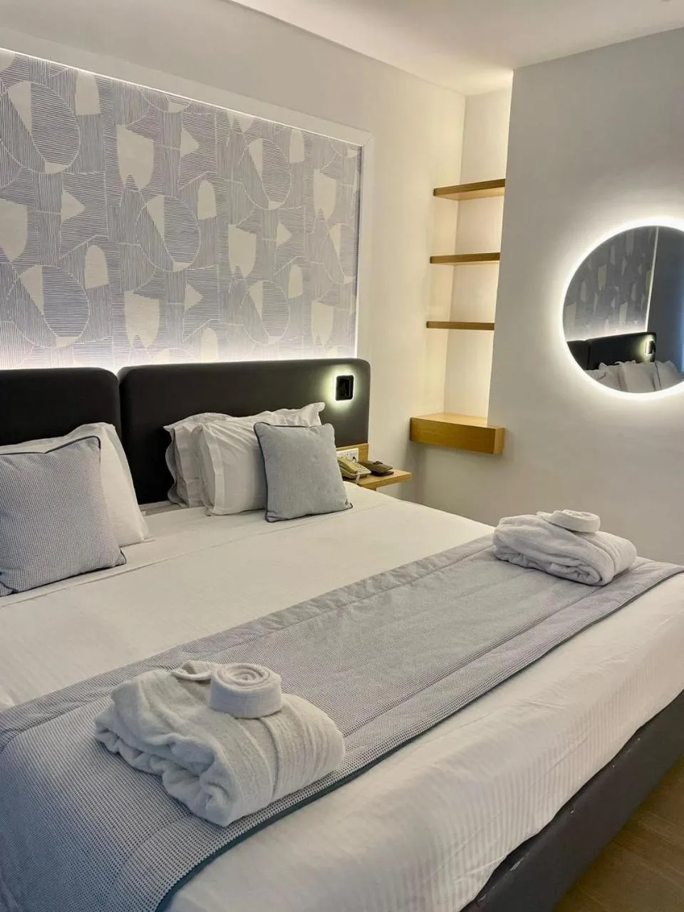 Bed in Royal Tulip Taj Sultan