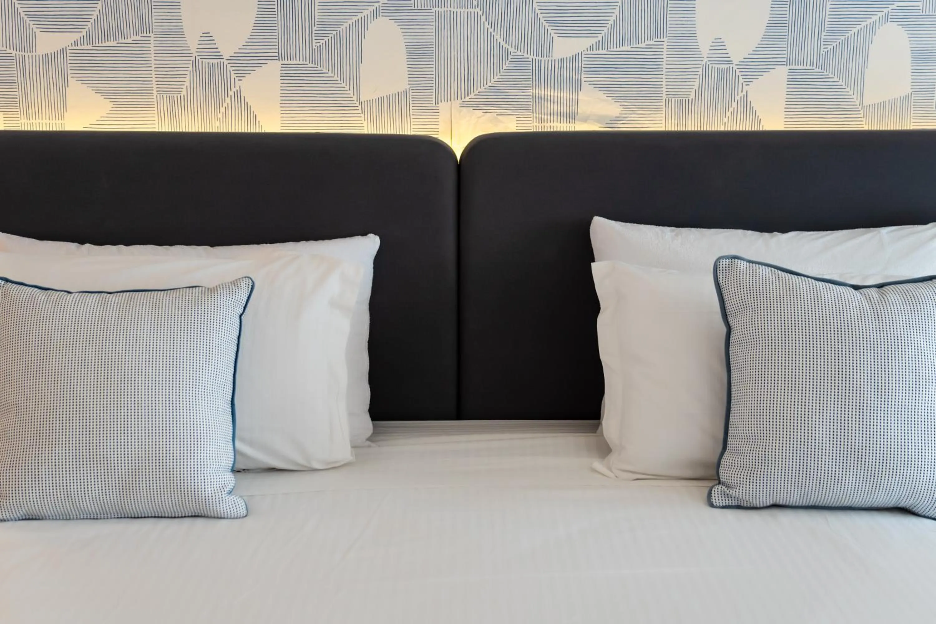 Bed in Royal Tulip Taj Sultan