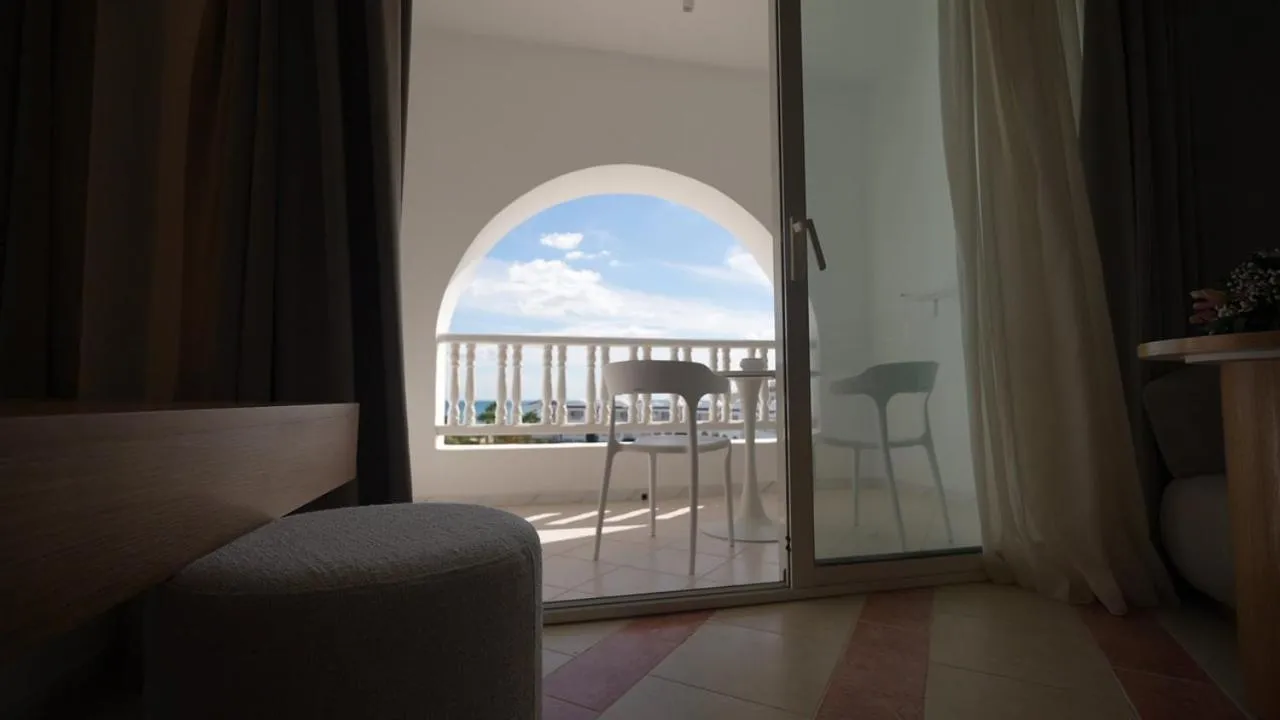 Royal Tulip Taj Sultan