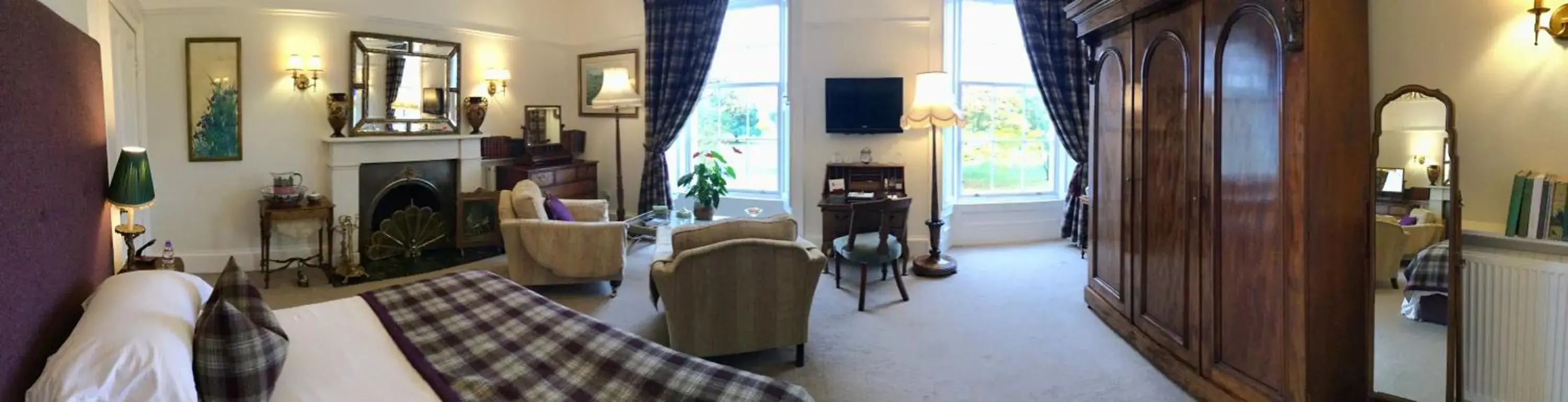 Deluxe Double or Twin Room in The Townhouse Deluxe Double or Twin Room in The Townhouse